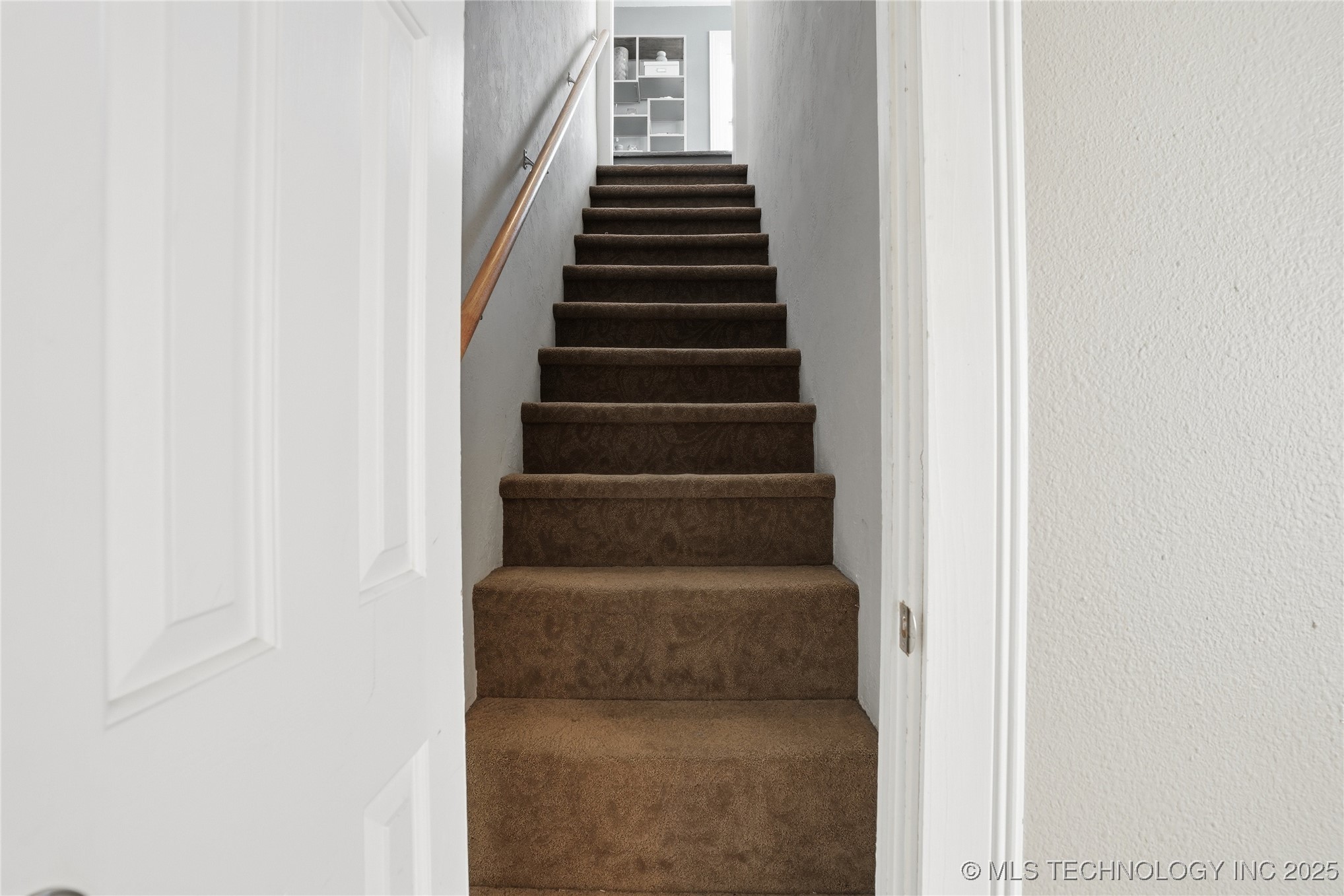 2219 E 13th Street Property Photo 34