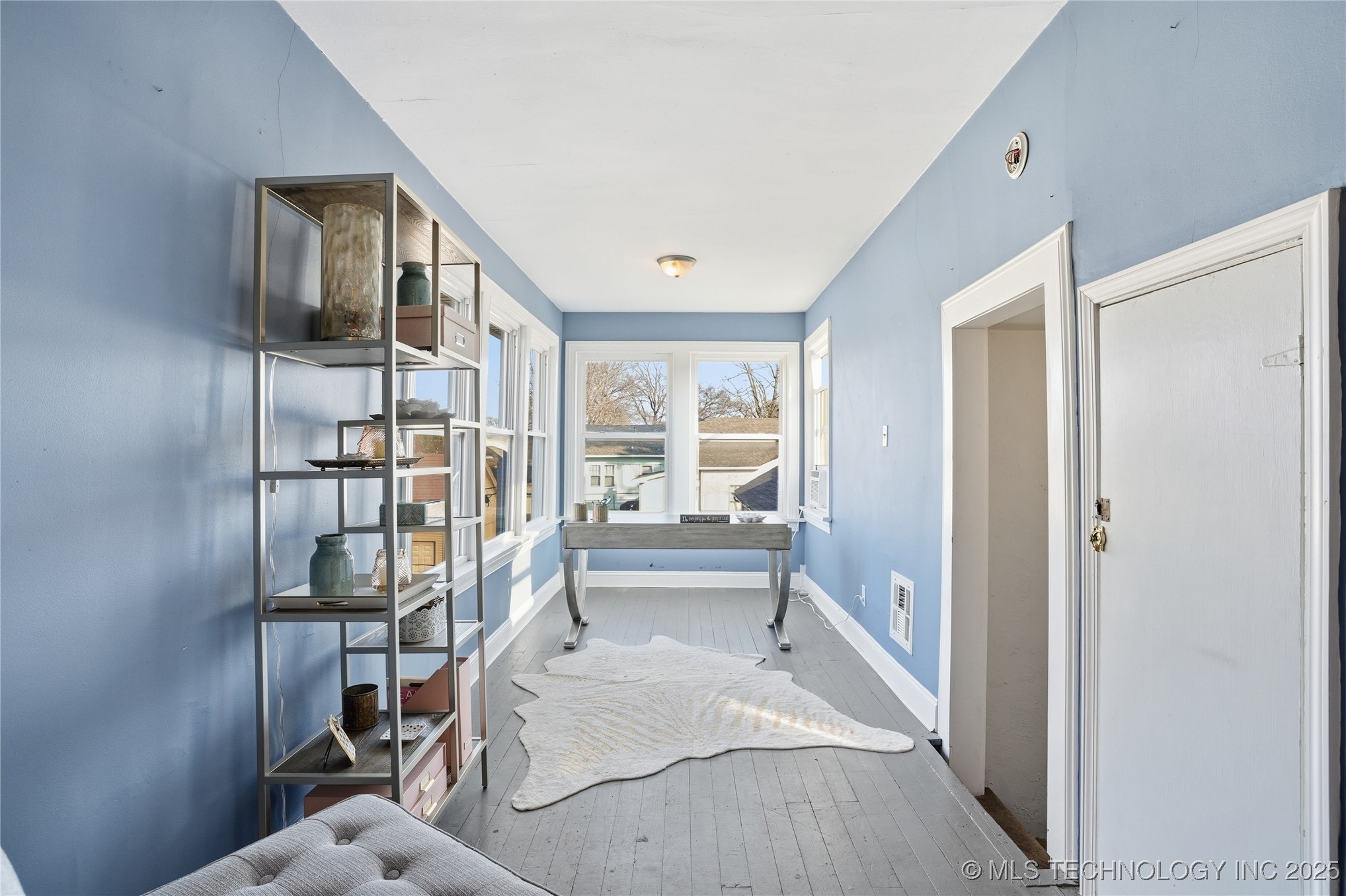 2219 E 13th Street Property Photo 37