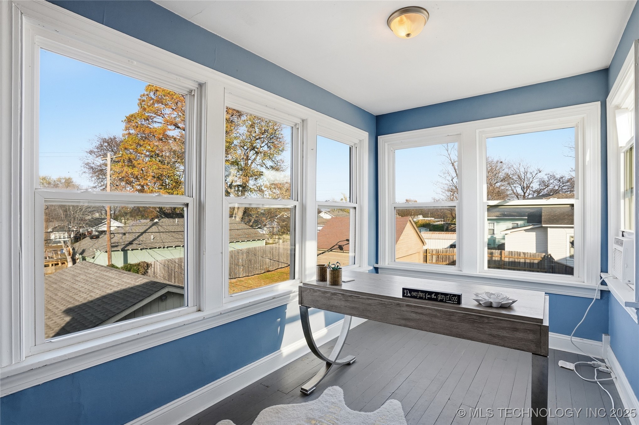 2219 E 13th Street Property Photo 38