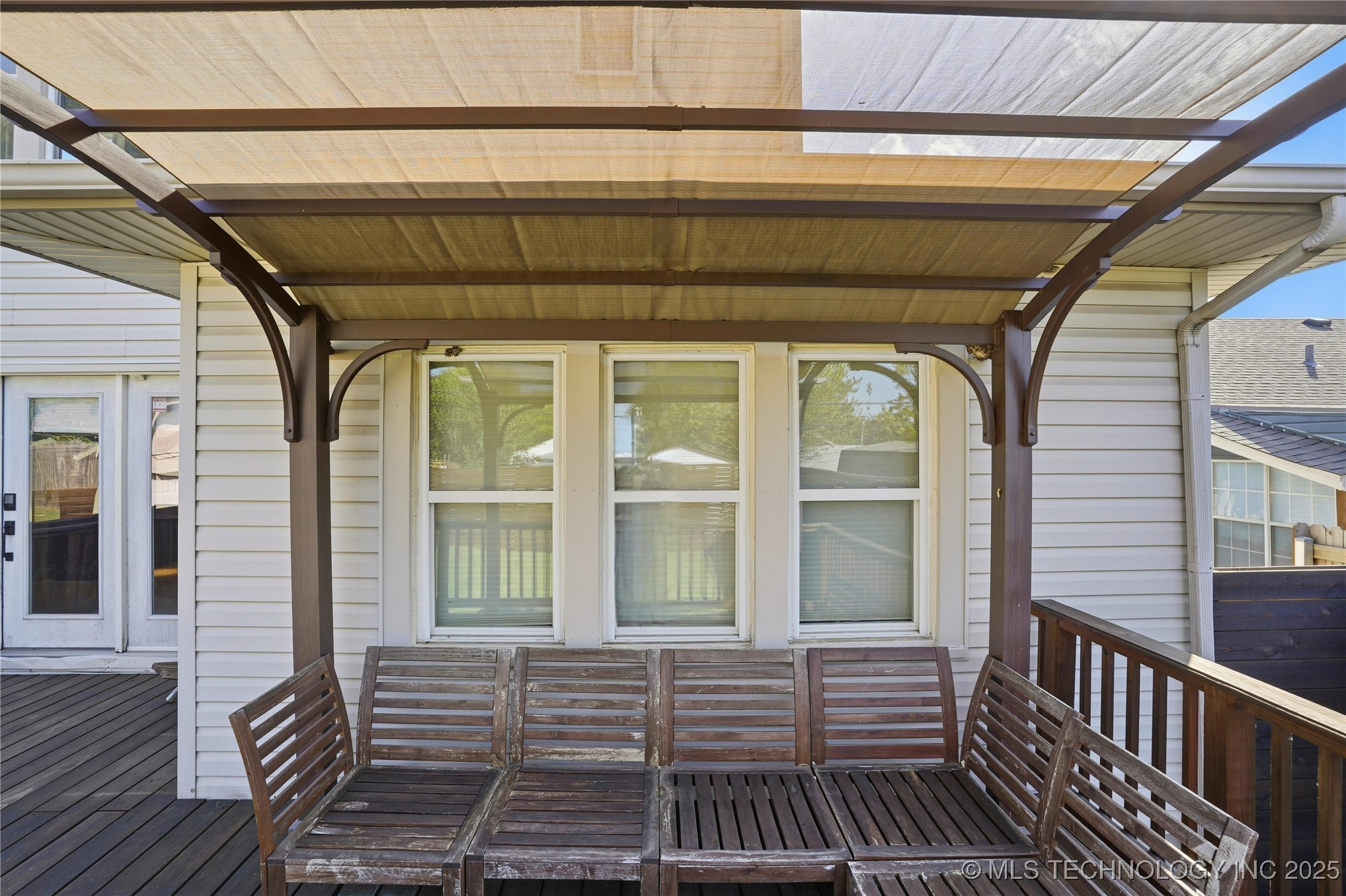 2219 E 13th Street Property Photo 44