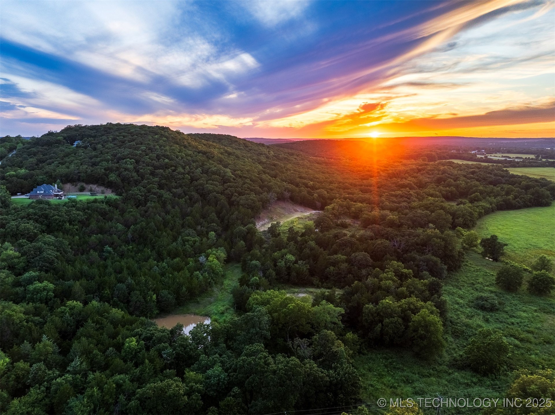 60 S 137th West Avenue Property Photo 6