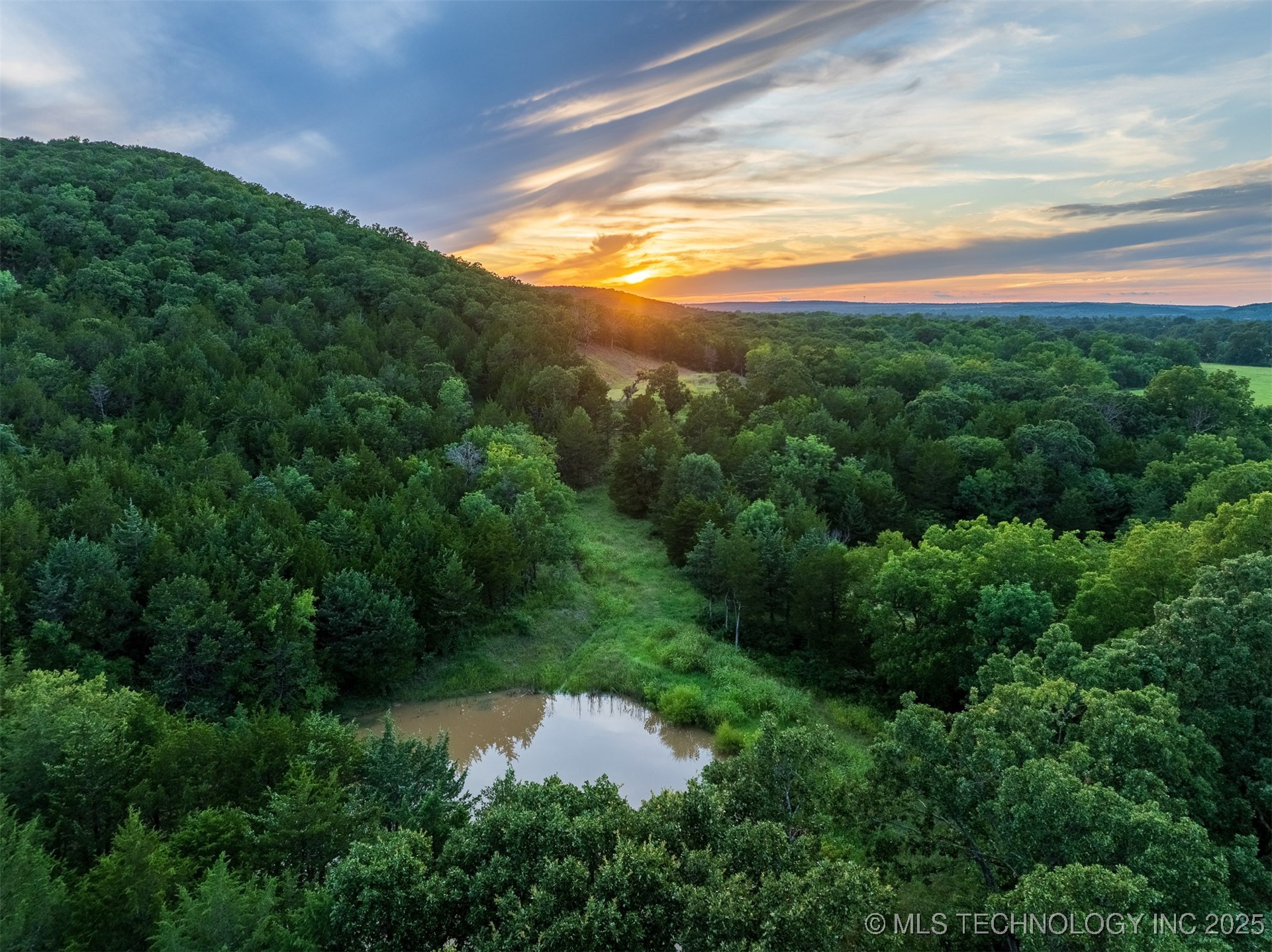 60 S 137th West Avenue Property Photo 7
