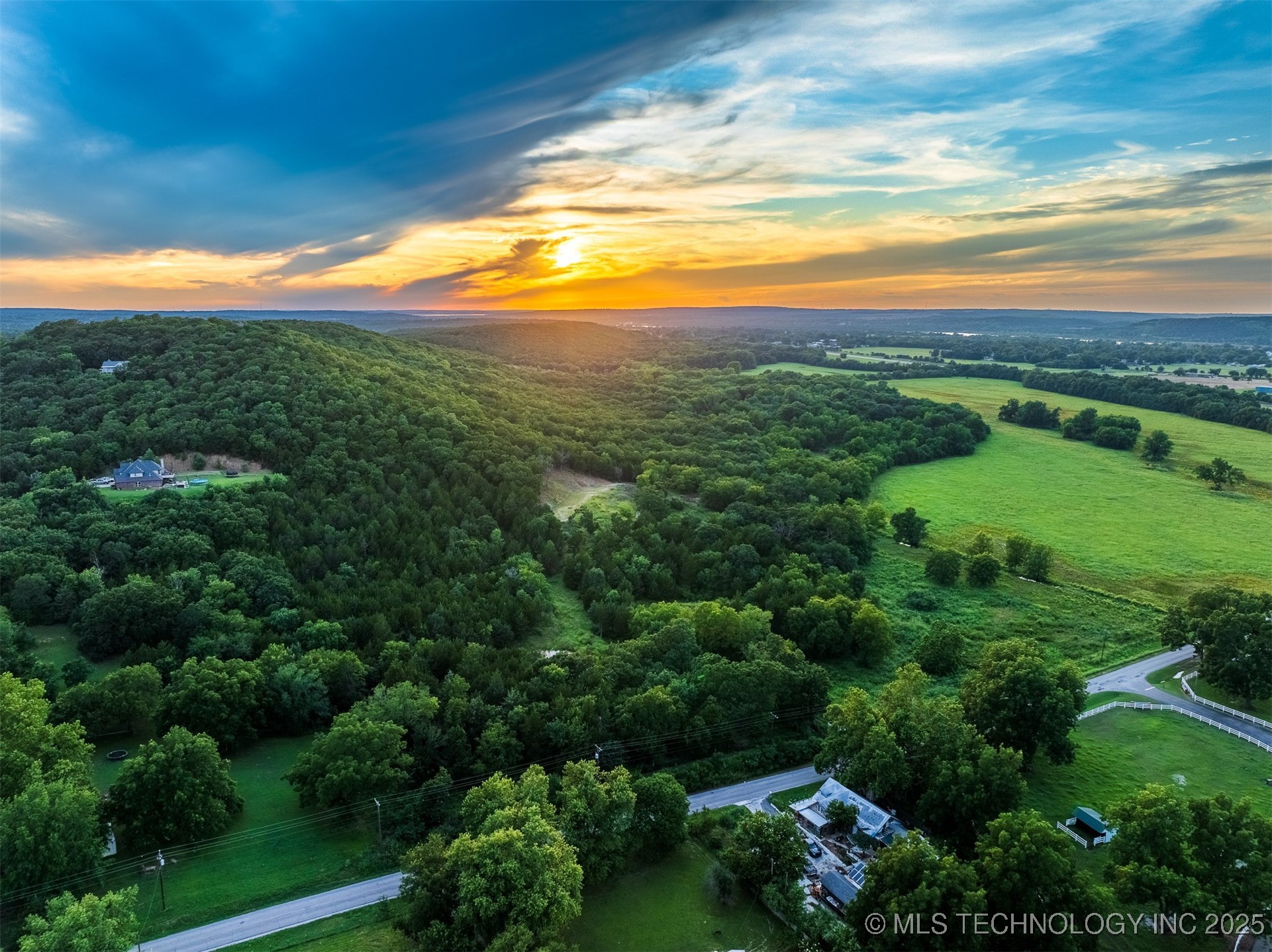 60 S 137th West Avenue Property Photo 11