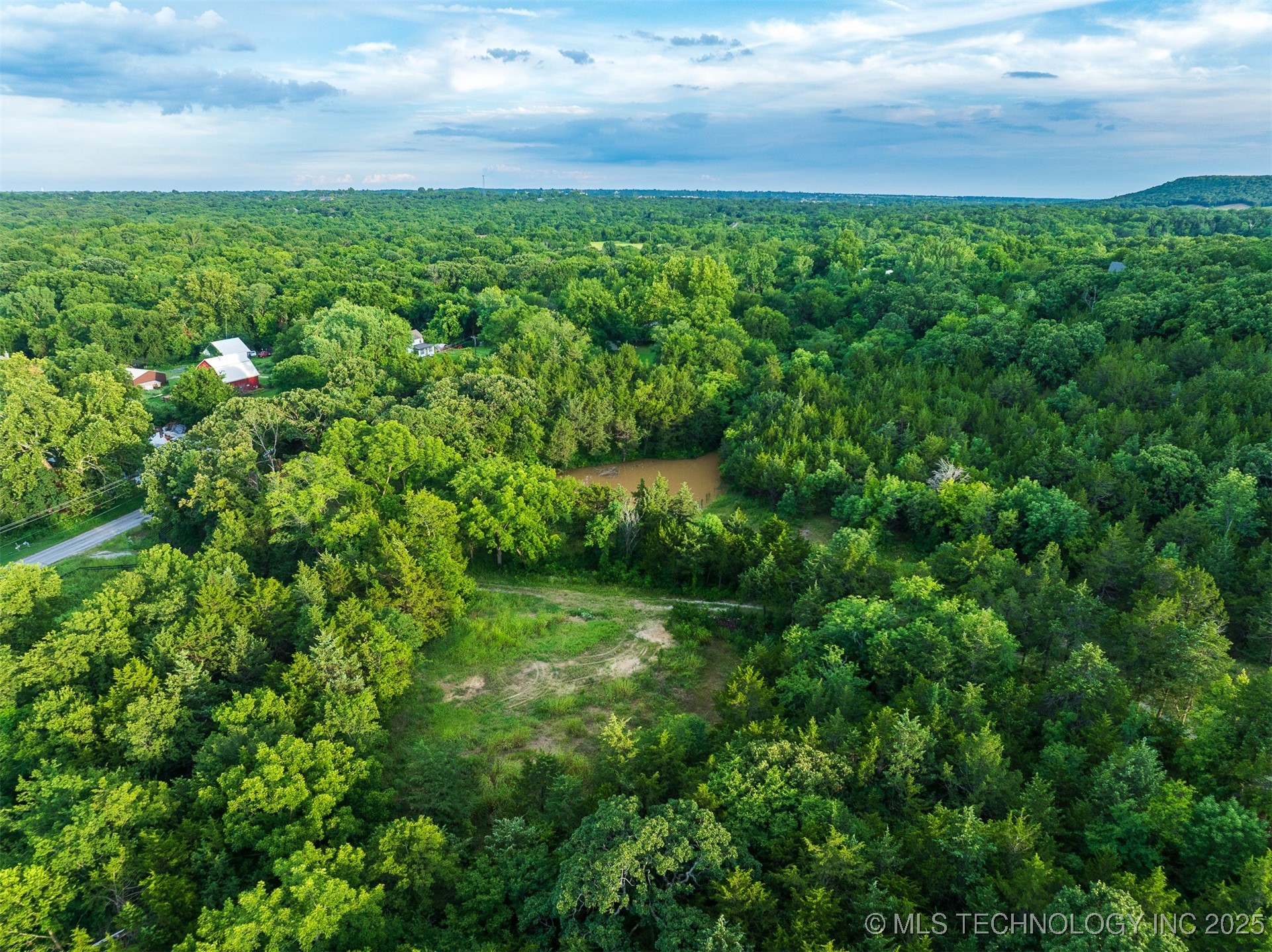 60 S 137th West Avenue Property Photo 27