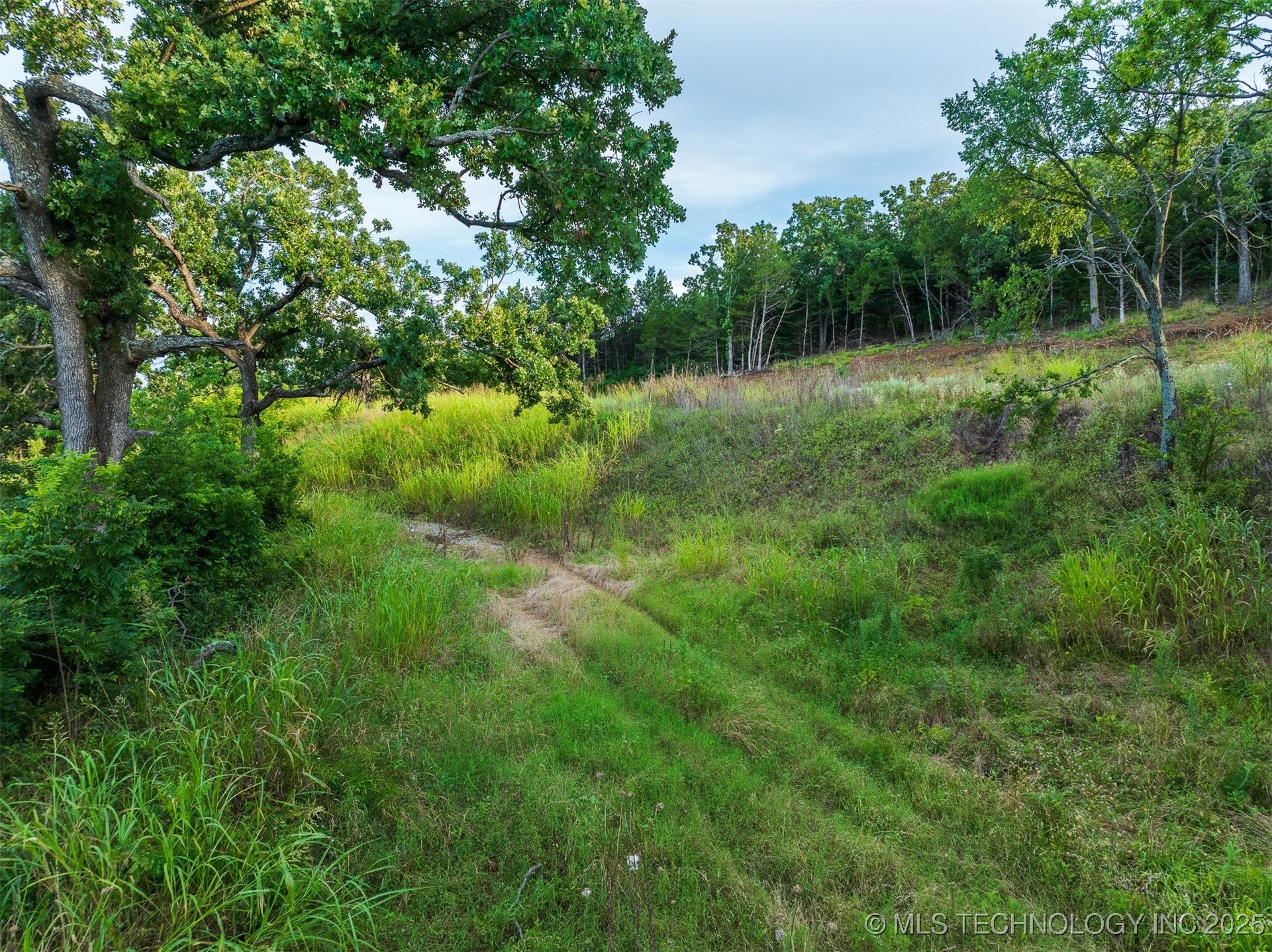 60 S 137th West Avenue Property Photo 30