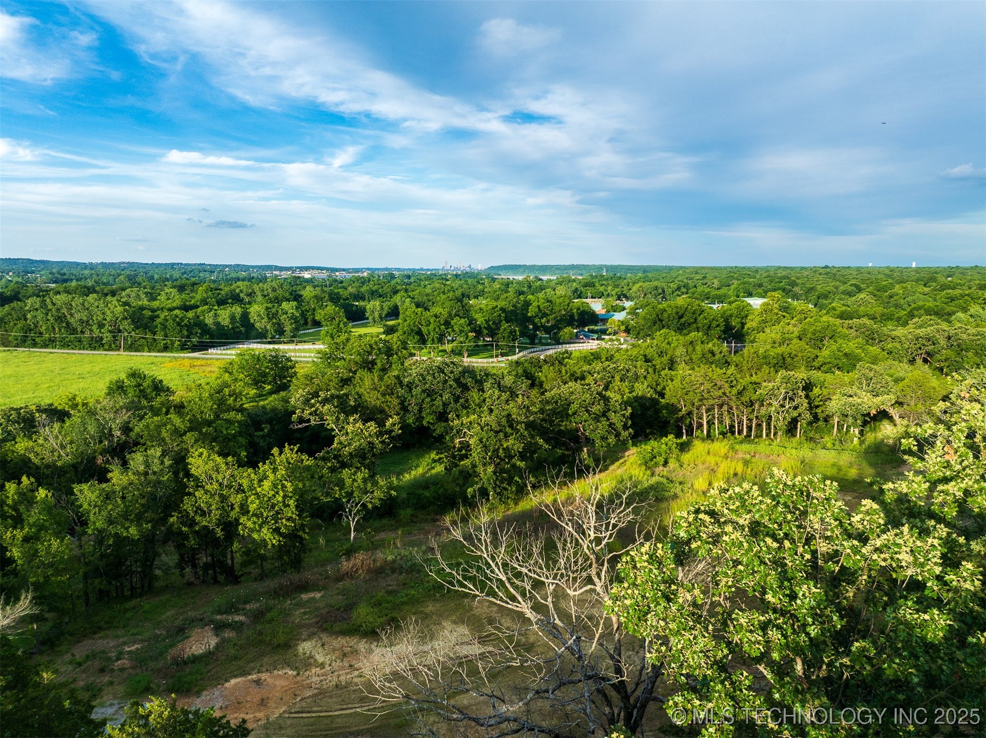 60 S 137th West Avenue Property Photo 46