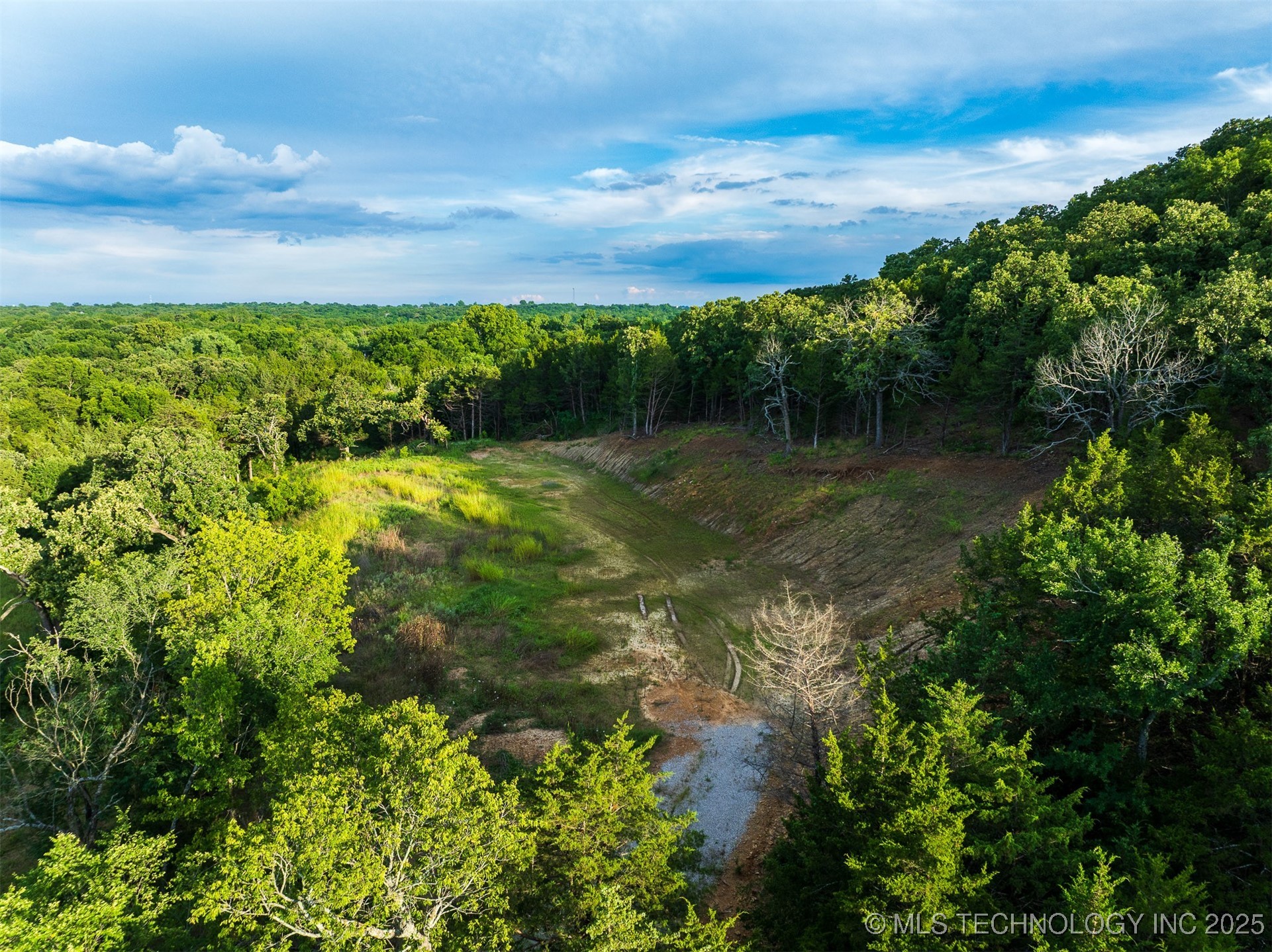 60 S 137th West Avenue Property Photo 48