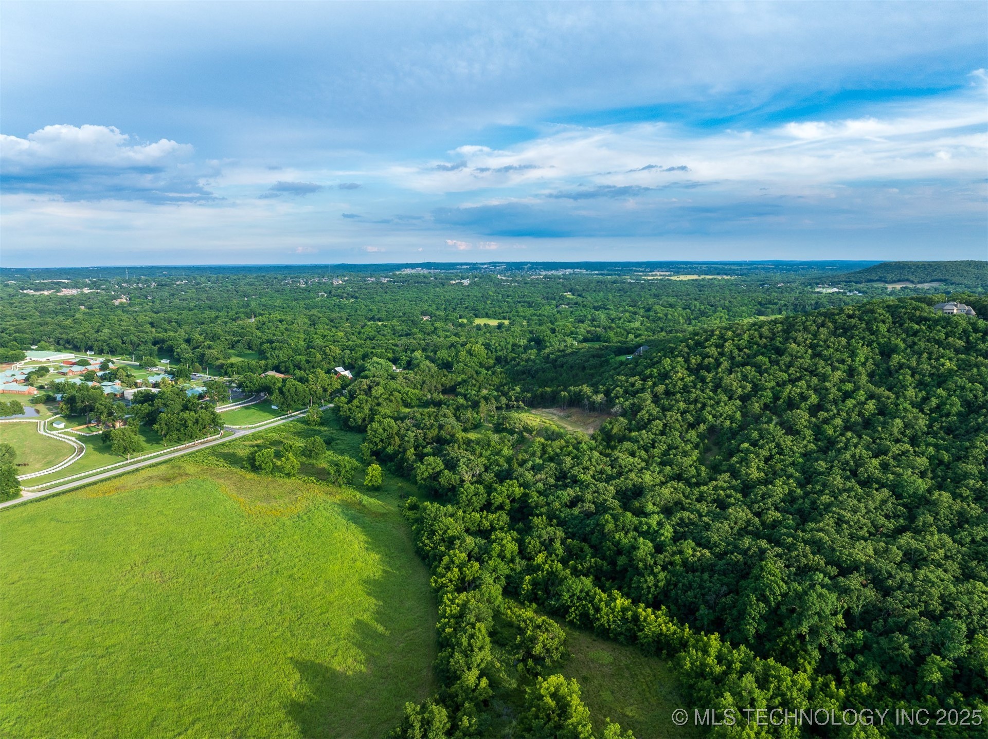 60 S 137th West Avenue Property Photo 59