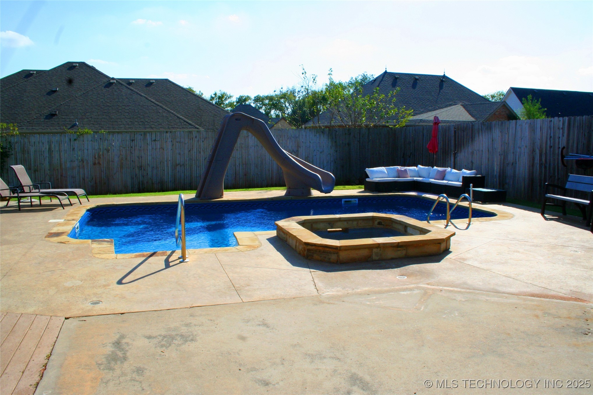 412 Wandering Property Photo 23