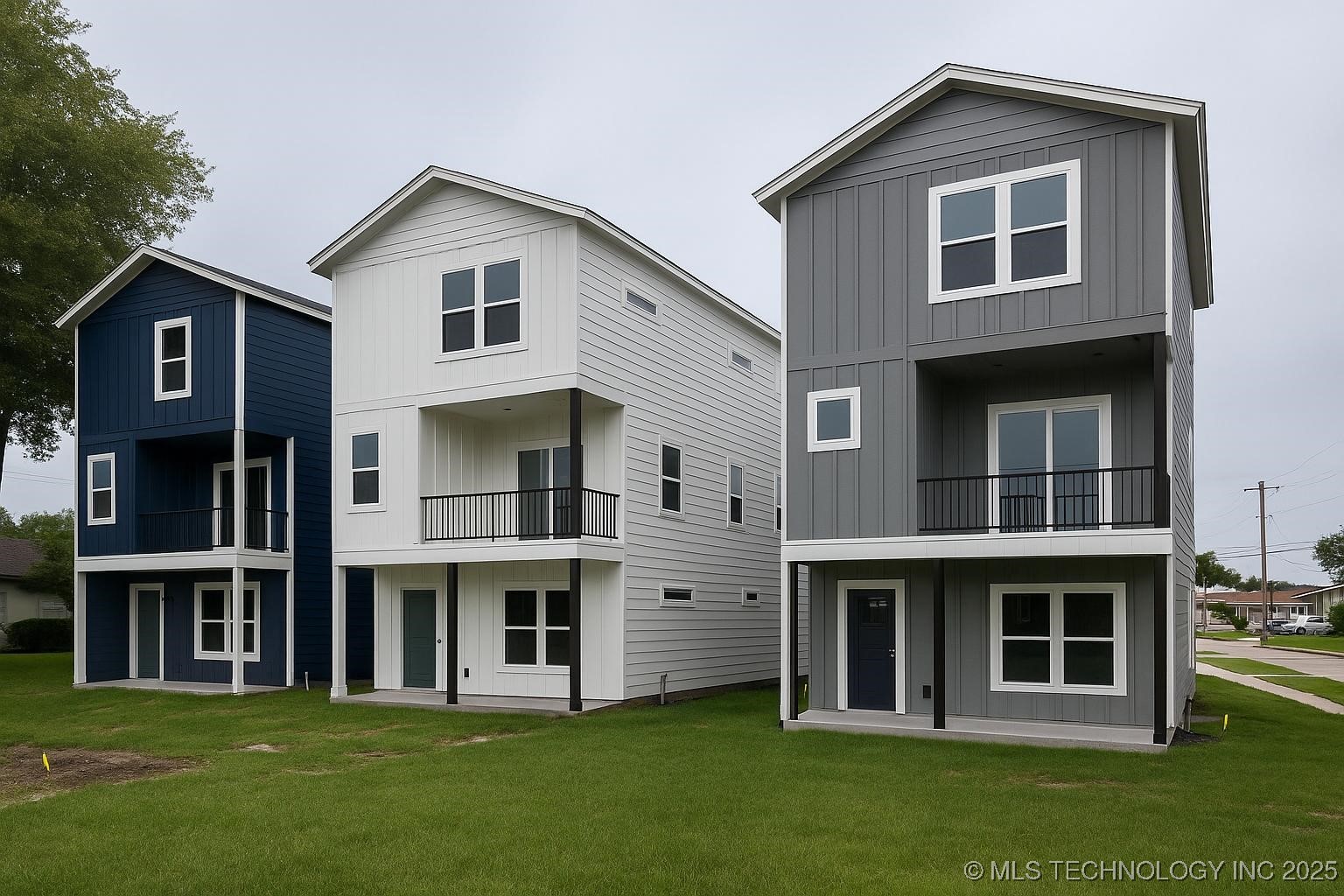 204 W Houston Street Property Photo 2