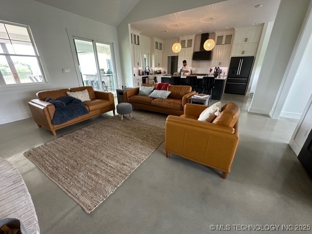 913 Prairie View Road S Property Photo 21