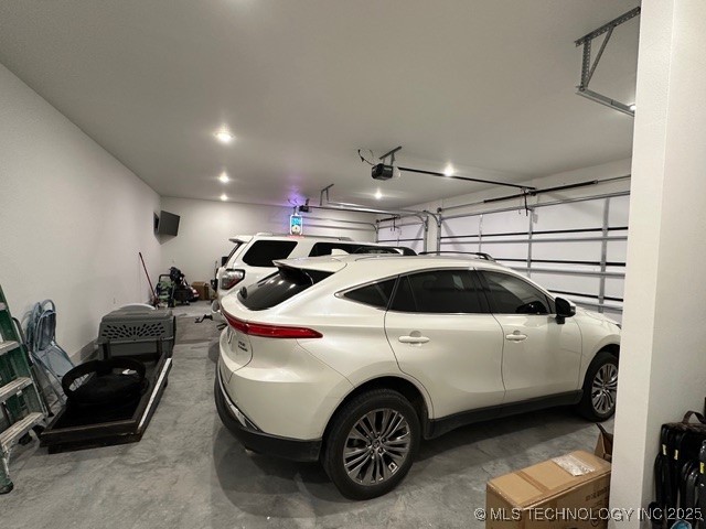 913 Prairie View Road S Property Photo 33