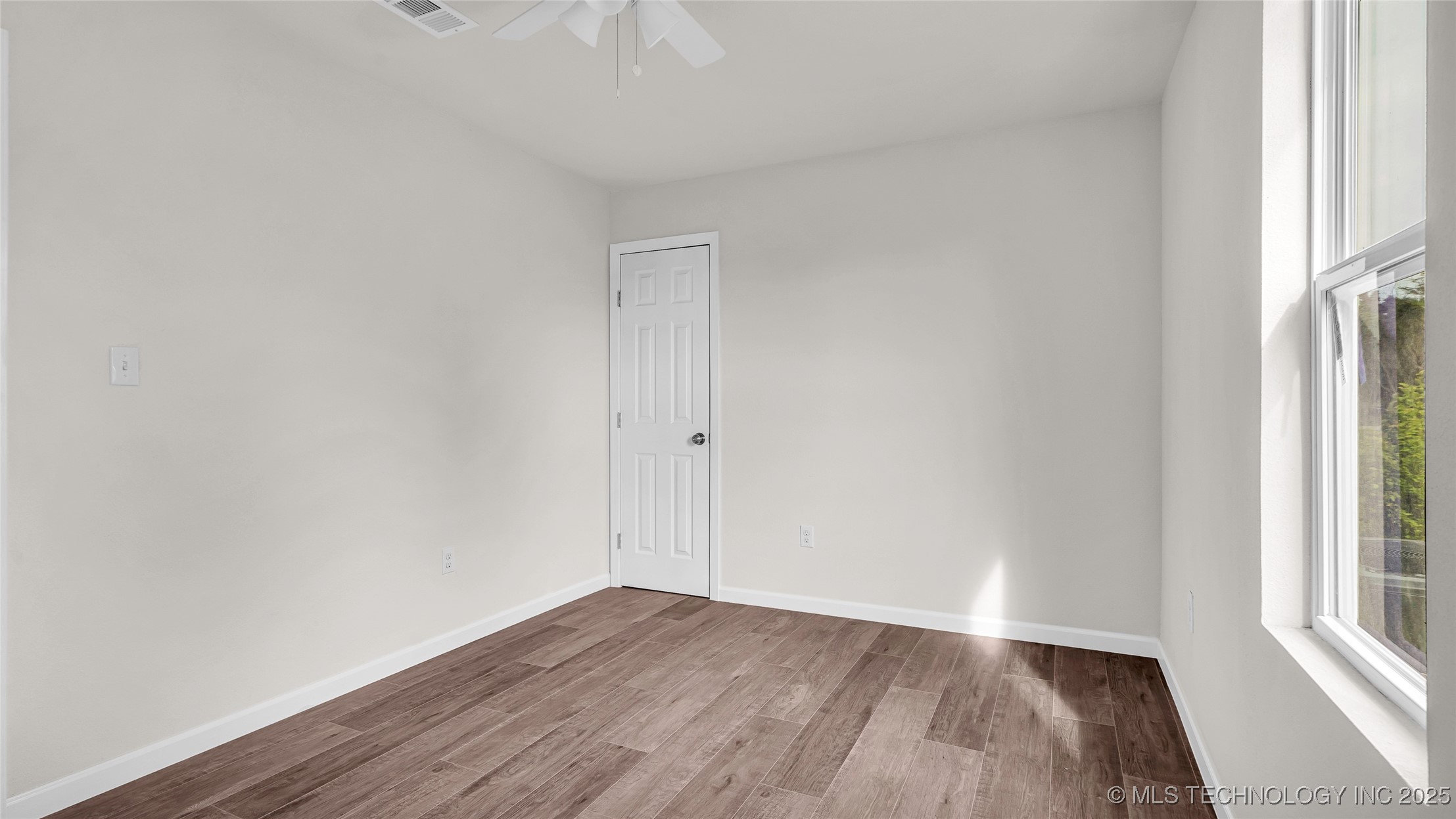 2615 N Rancho Lane Property Photo 19