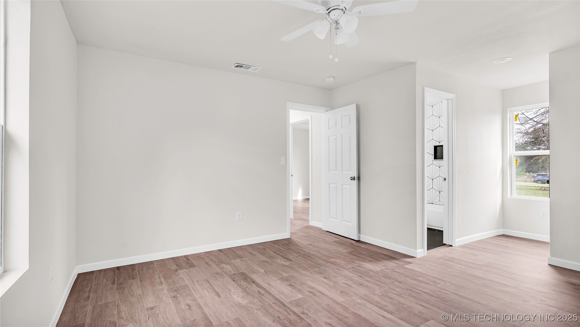 2615 N Rancho Lane Property Photo 21