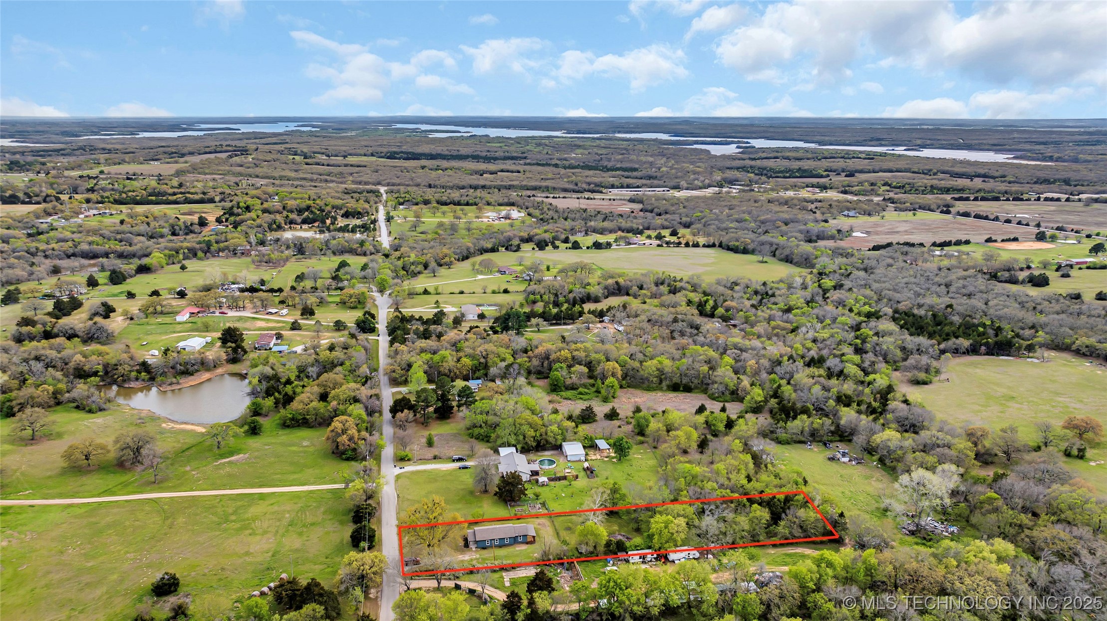 2615 N Rancho Lane Property Photo 27