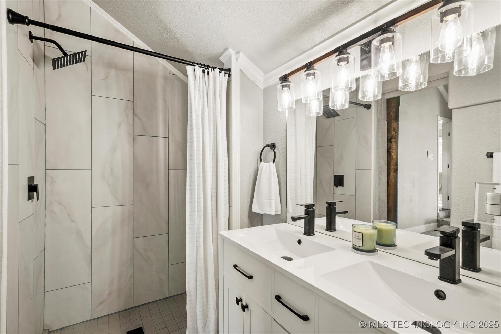 4718 S 25th West Avenue Property Photo 10