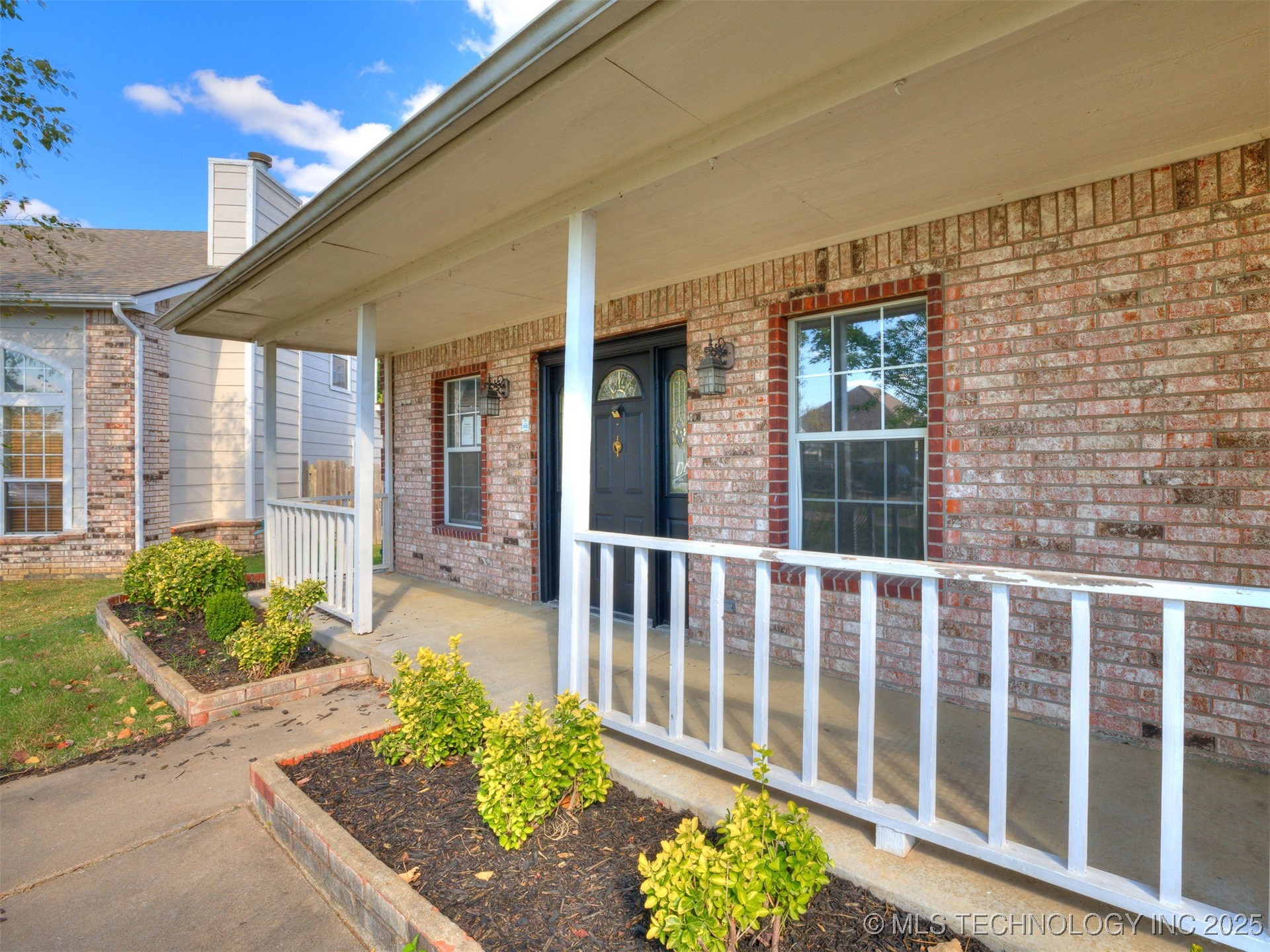 3717 S 195th East Avenue Property Photo 3