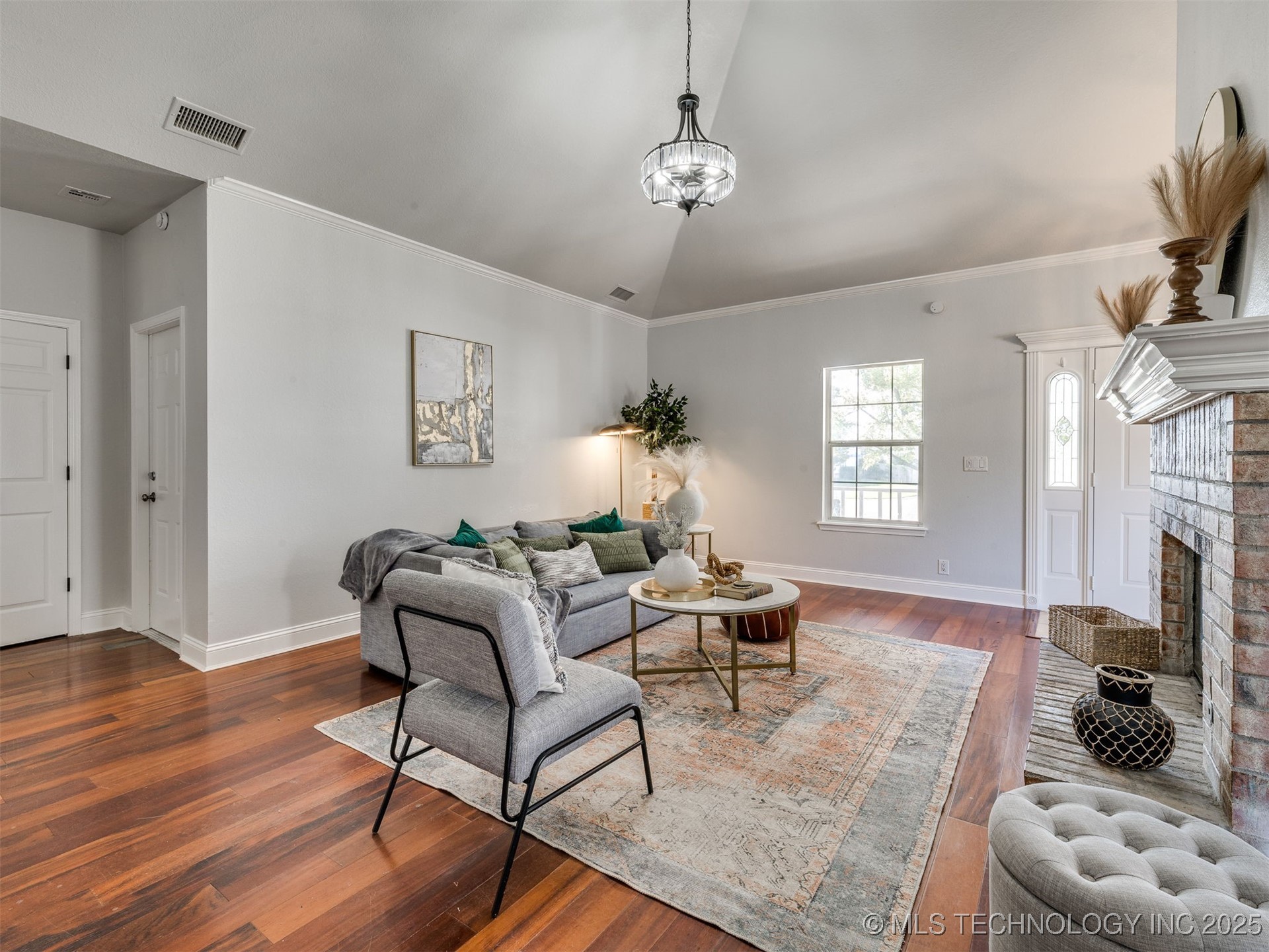 3717 S 195th East Avenue Property Photo 9