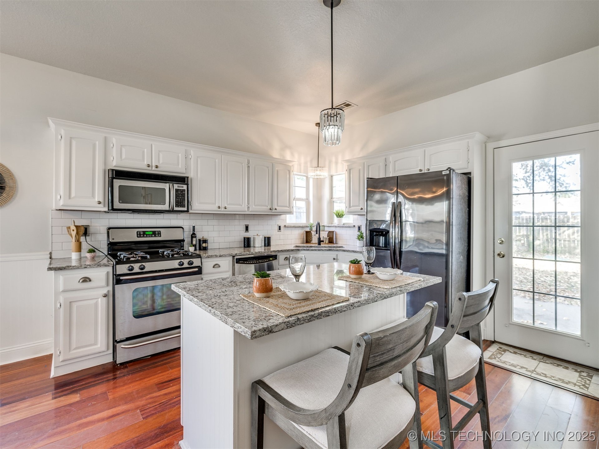 3717 S 195th East Avenue Property Photo 12