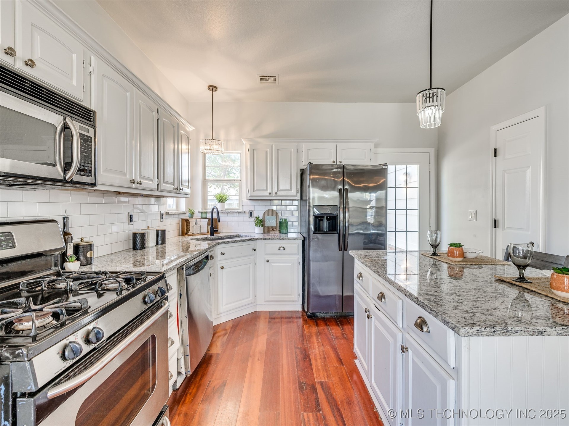 3717 S 195th East Avenue Property Photo 13