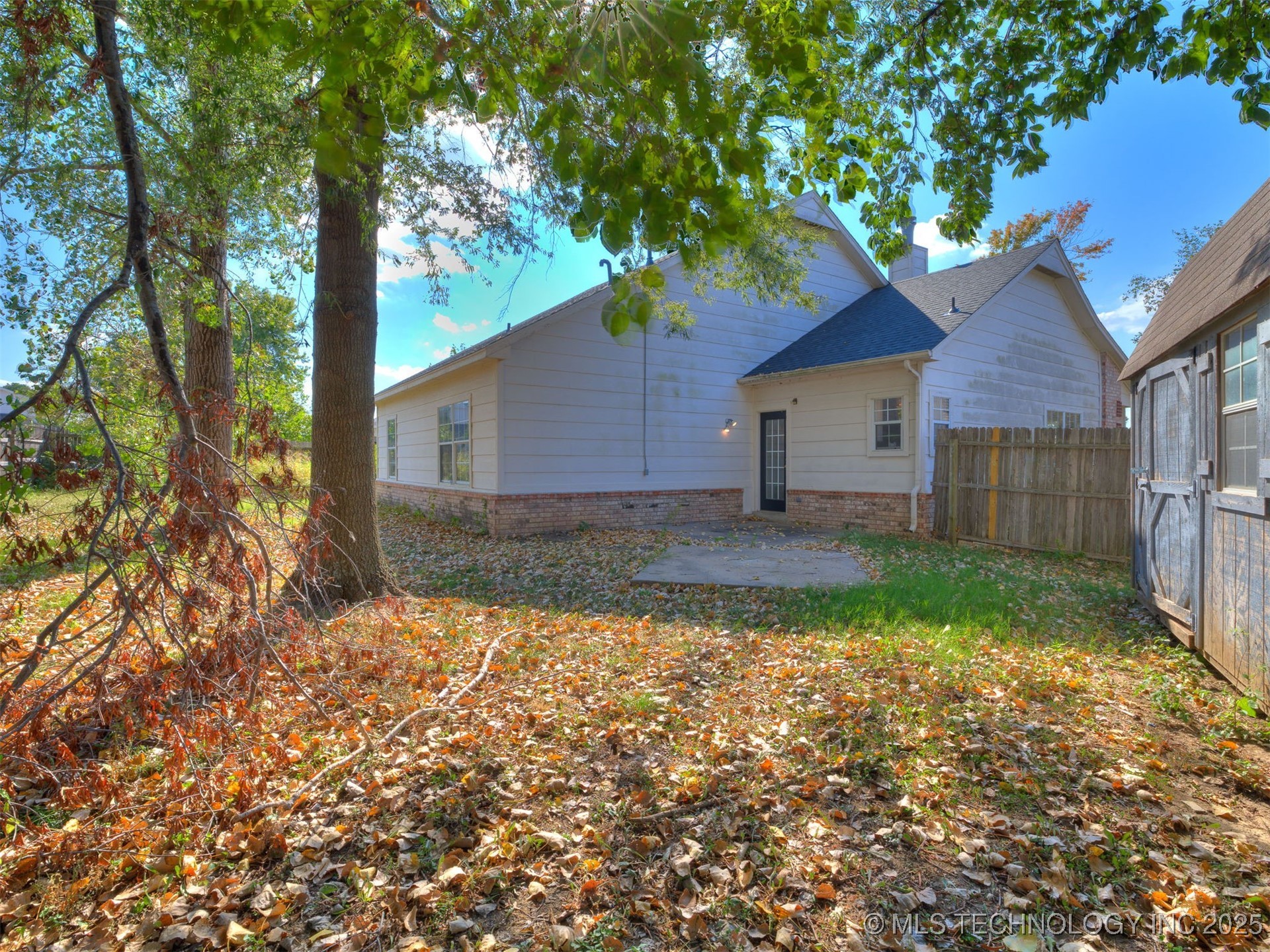 3717 S 195th East Avenue Property Photo 40