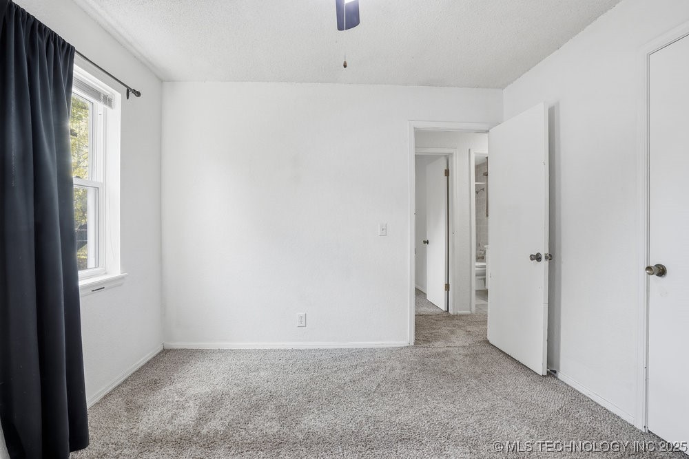 1213 S Maple Place Property Photo 30