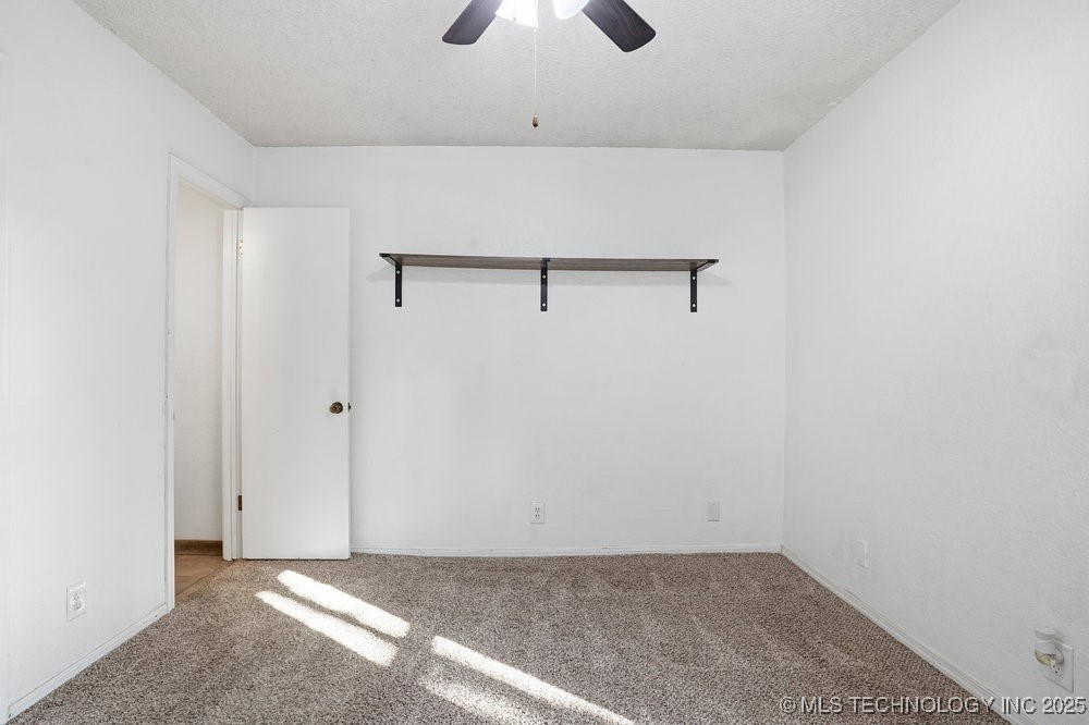 1213 S Maple Place Property Photo 32