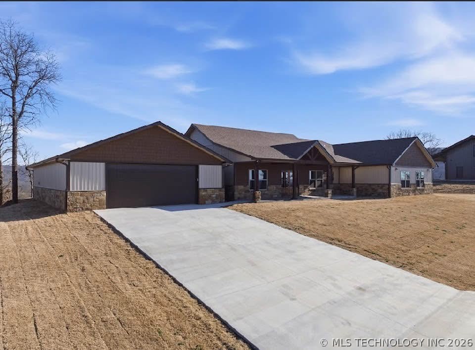 34830 S Falcon Crest Lane Property Photo 2