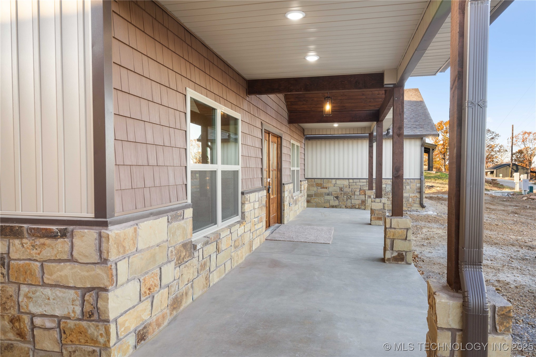 34830 S Falcon Crest Lane Property Photo 11