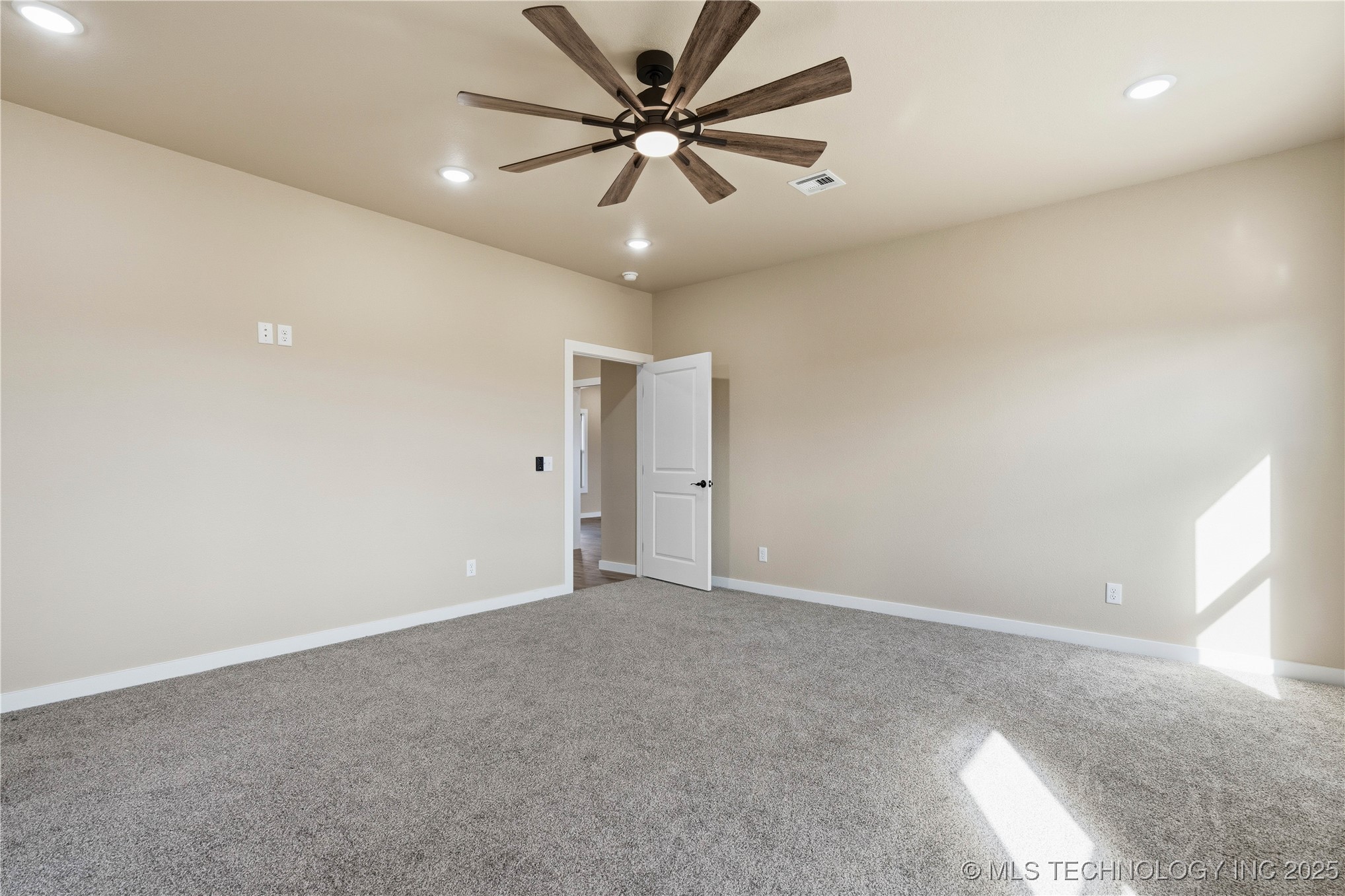 34830 S Falcon Crest Lane Property Photo 46