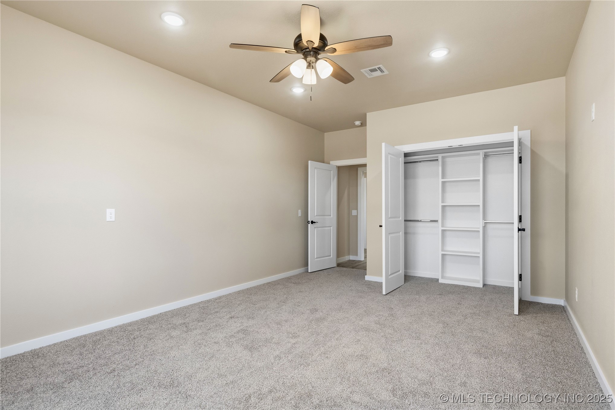 34830 S Falcon Crest Lane Property Photo 52