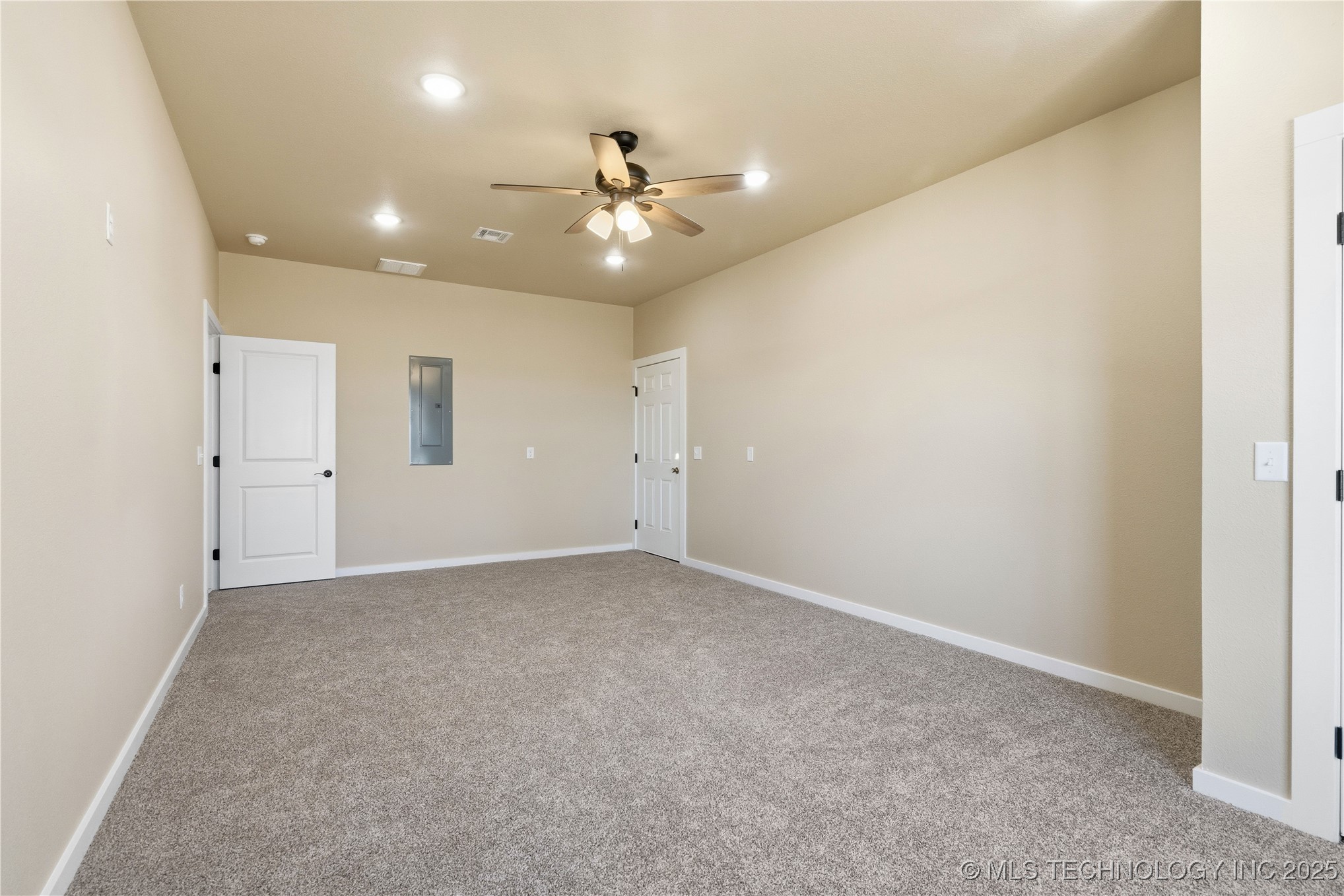 34830 S Falcon Crest Lane Property Photo 55