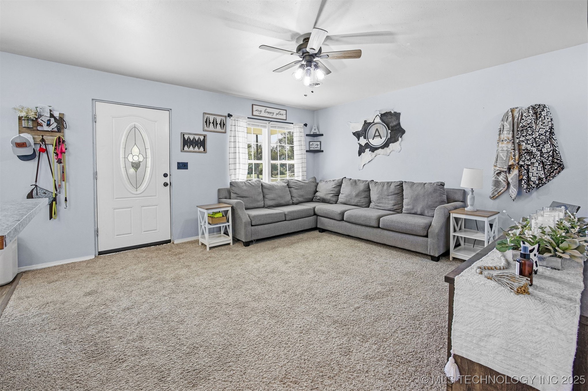 413 W Pogue Street Property Photo 10