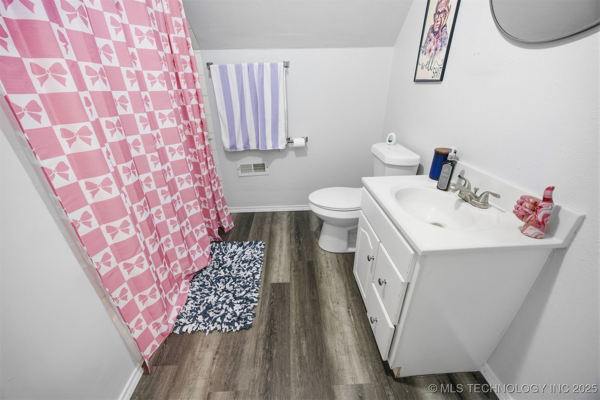 413 W Pogue Street Property Photo 15