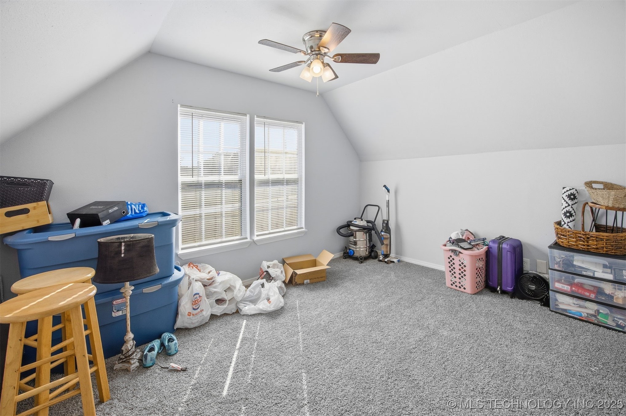 413 W Pogue Street Property Photo 17