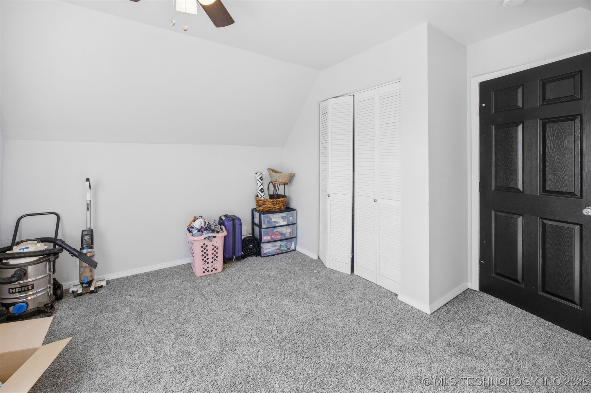 413 W Pogue Street Property Photo 20