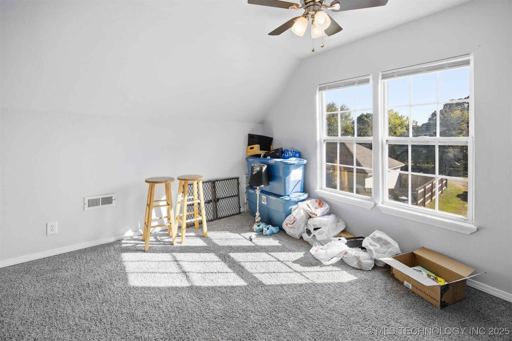 413 W Pogue Street Property Photo 21