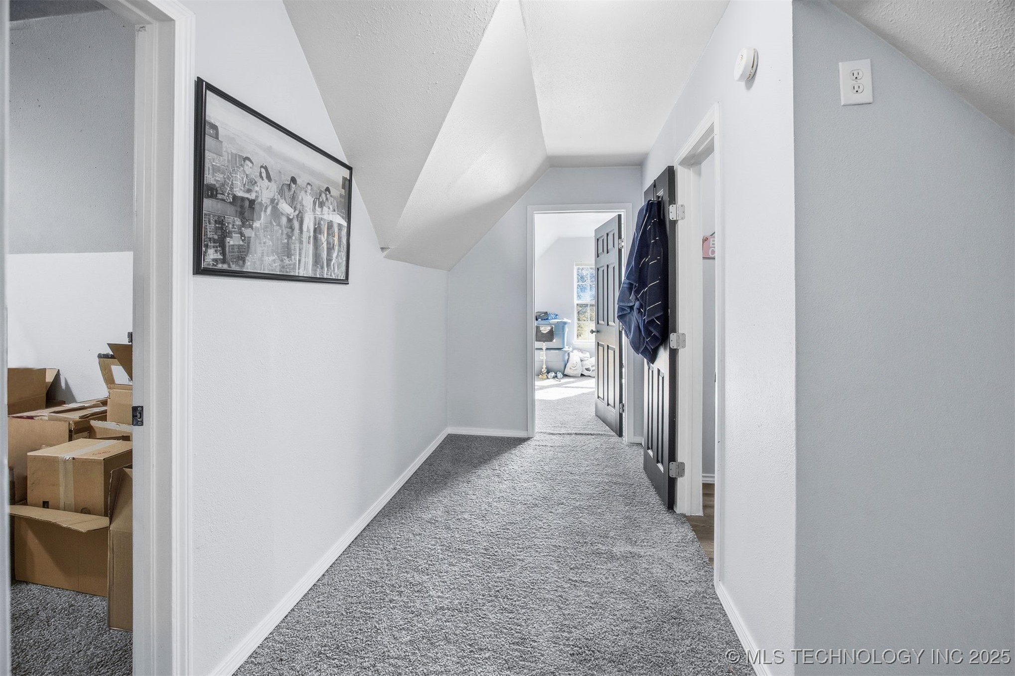 413 W Pogue Street Property Photo 31