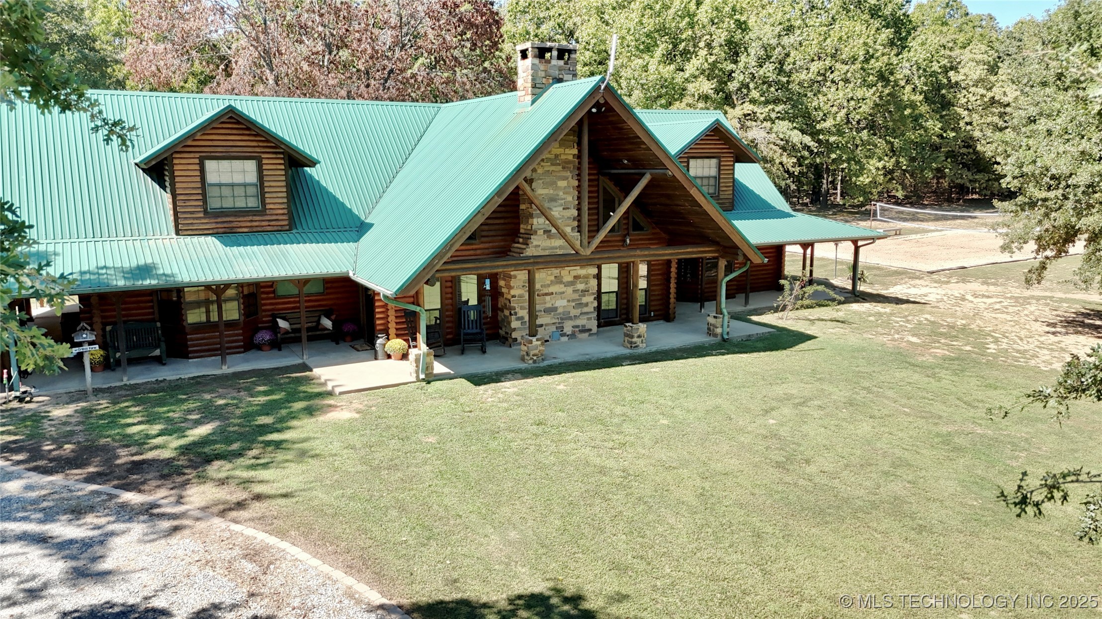 10698 S Childrens Lane Property Photo 2