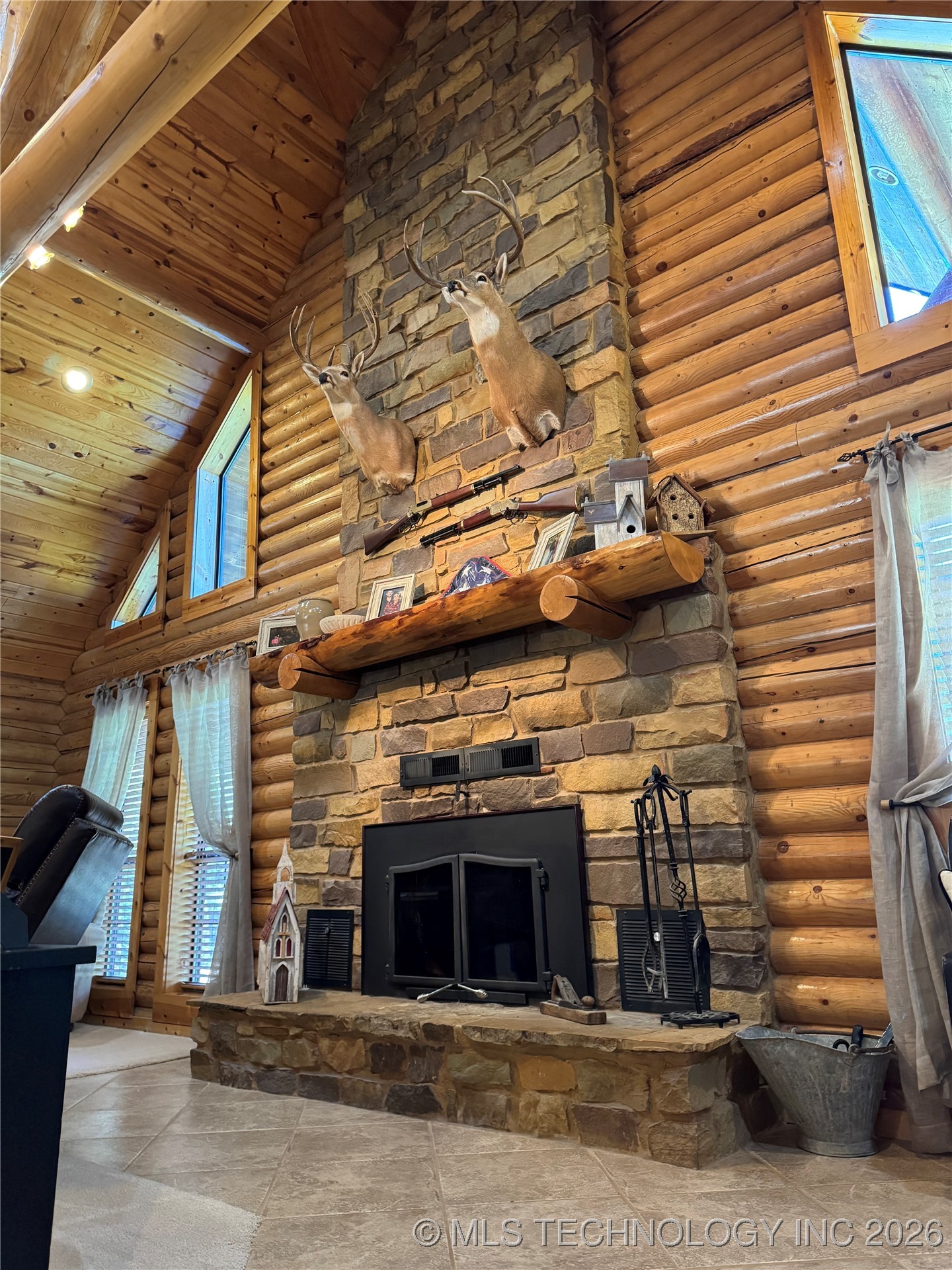 10698 S Childrens Lane Property Photo 4