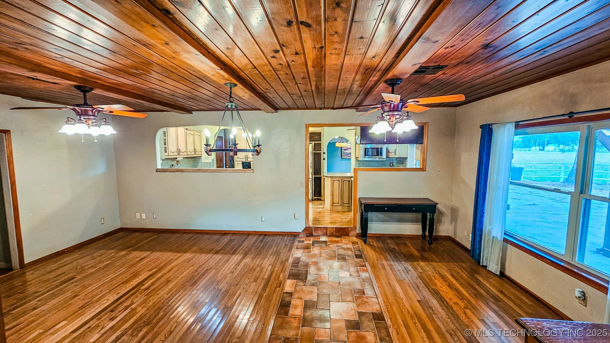 10388 N Perry Road Property Photo 15