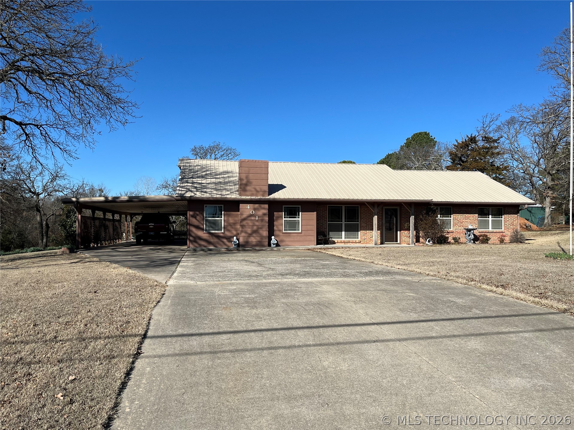 401 S New Bethel Property Photo 5