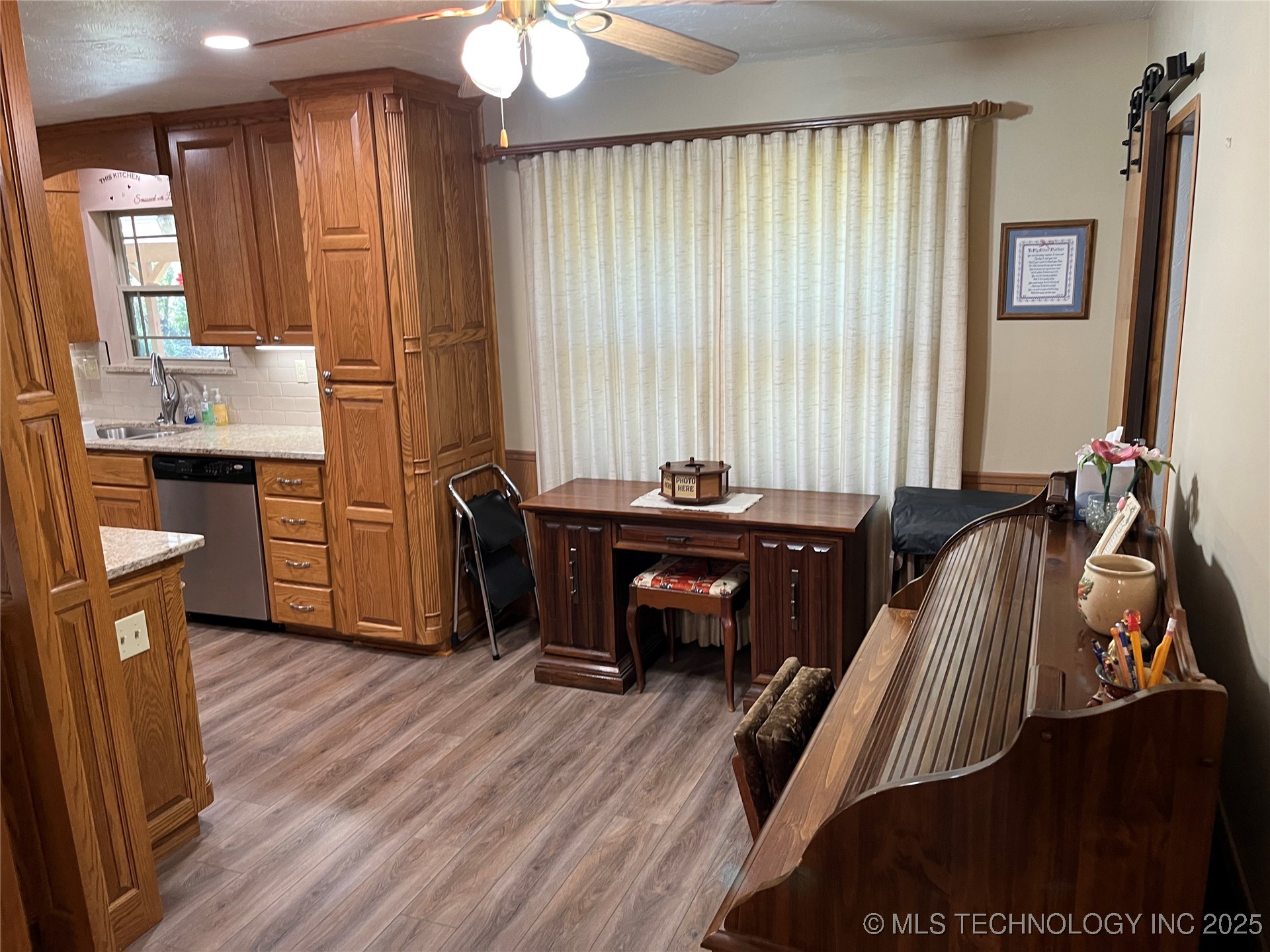 401 S New Bethel Property Photo 9