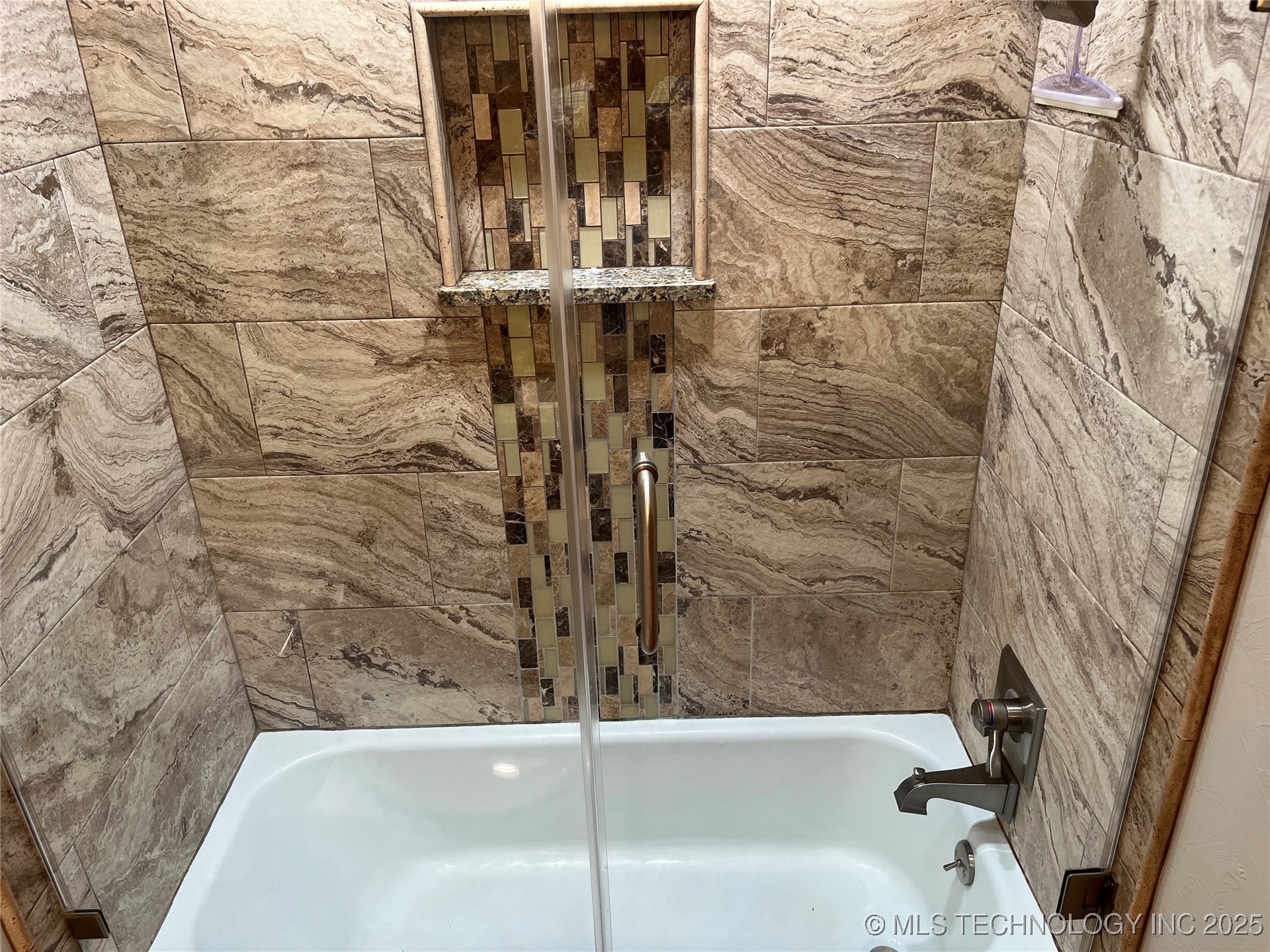 401 S New Bethel Property Photo 16