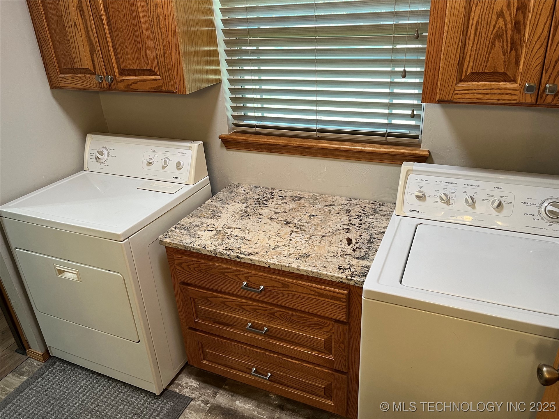 401 S New Bethel Property Photo 17