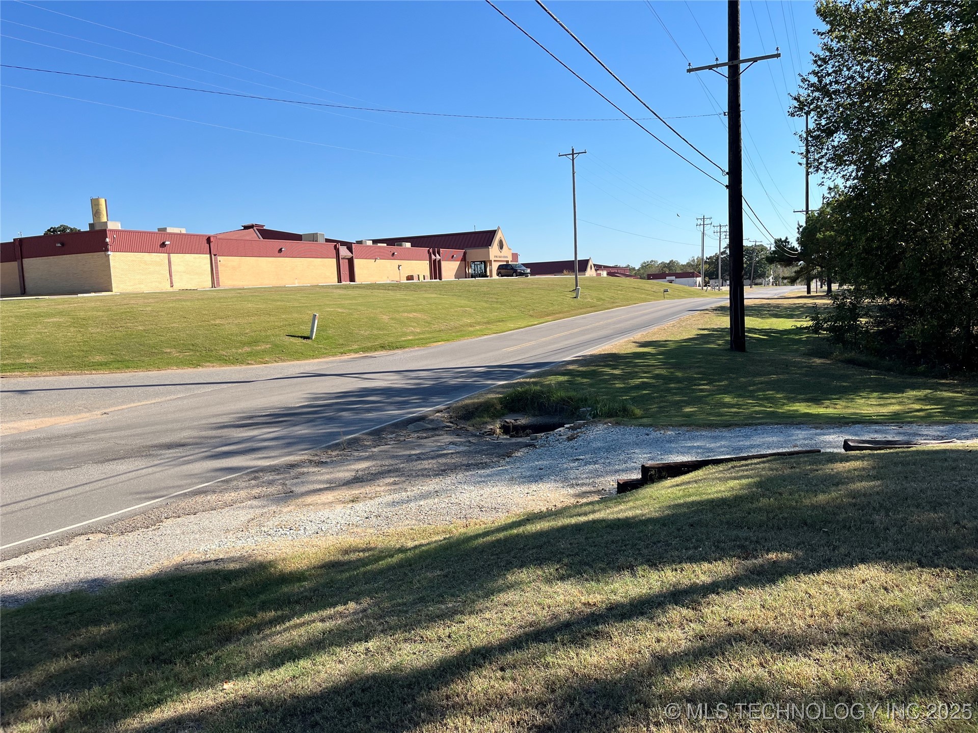 401 S New Bethel Property Photo 28