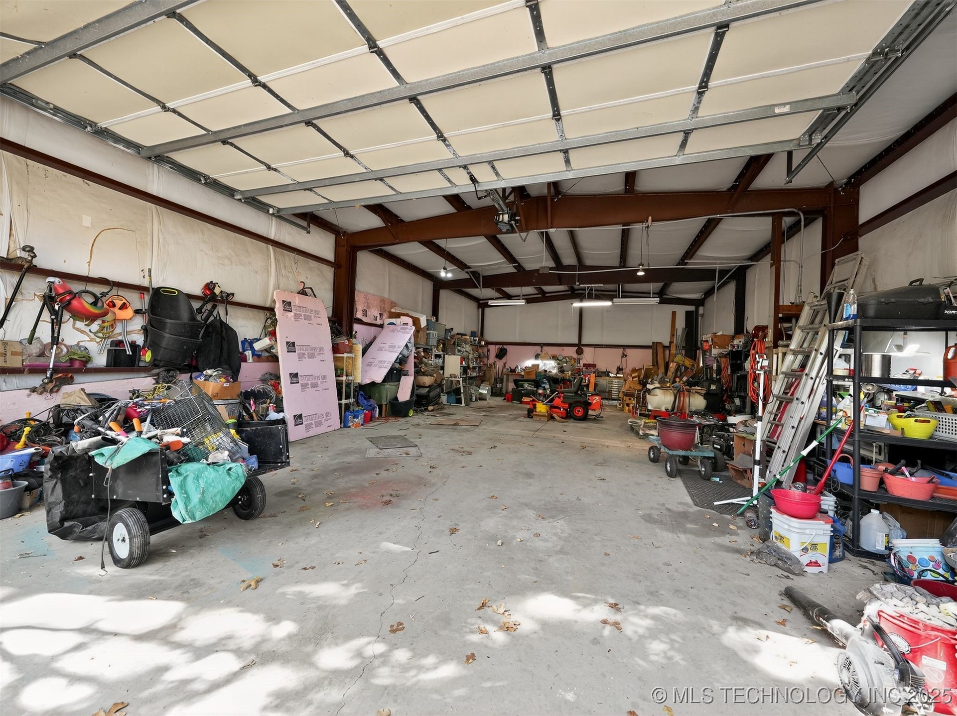 116973 S 4300 Road Property Photo 3