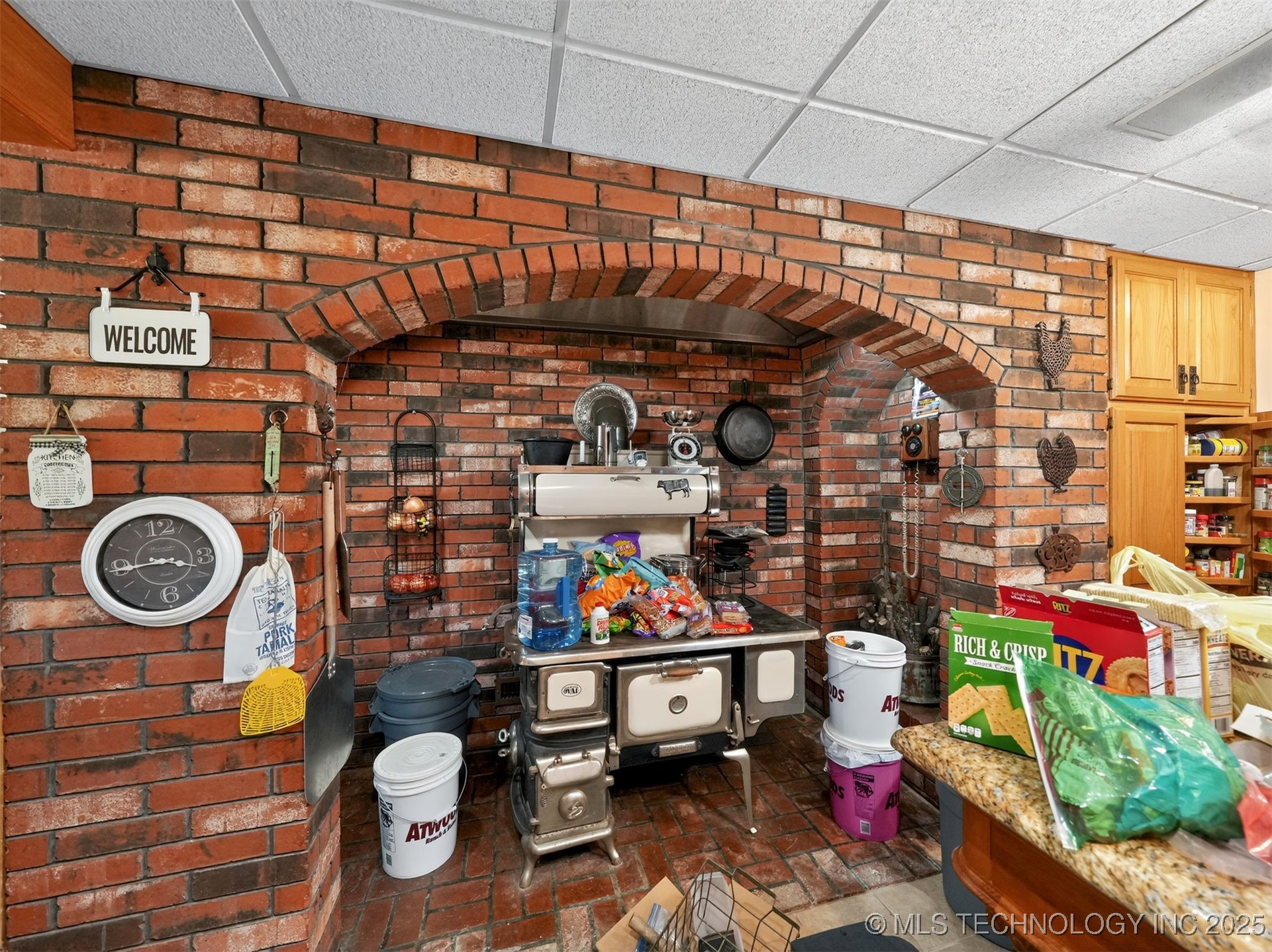 116973 S 4300 Road Property Photo 7