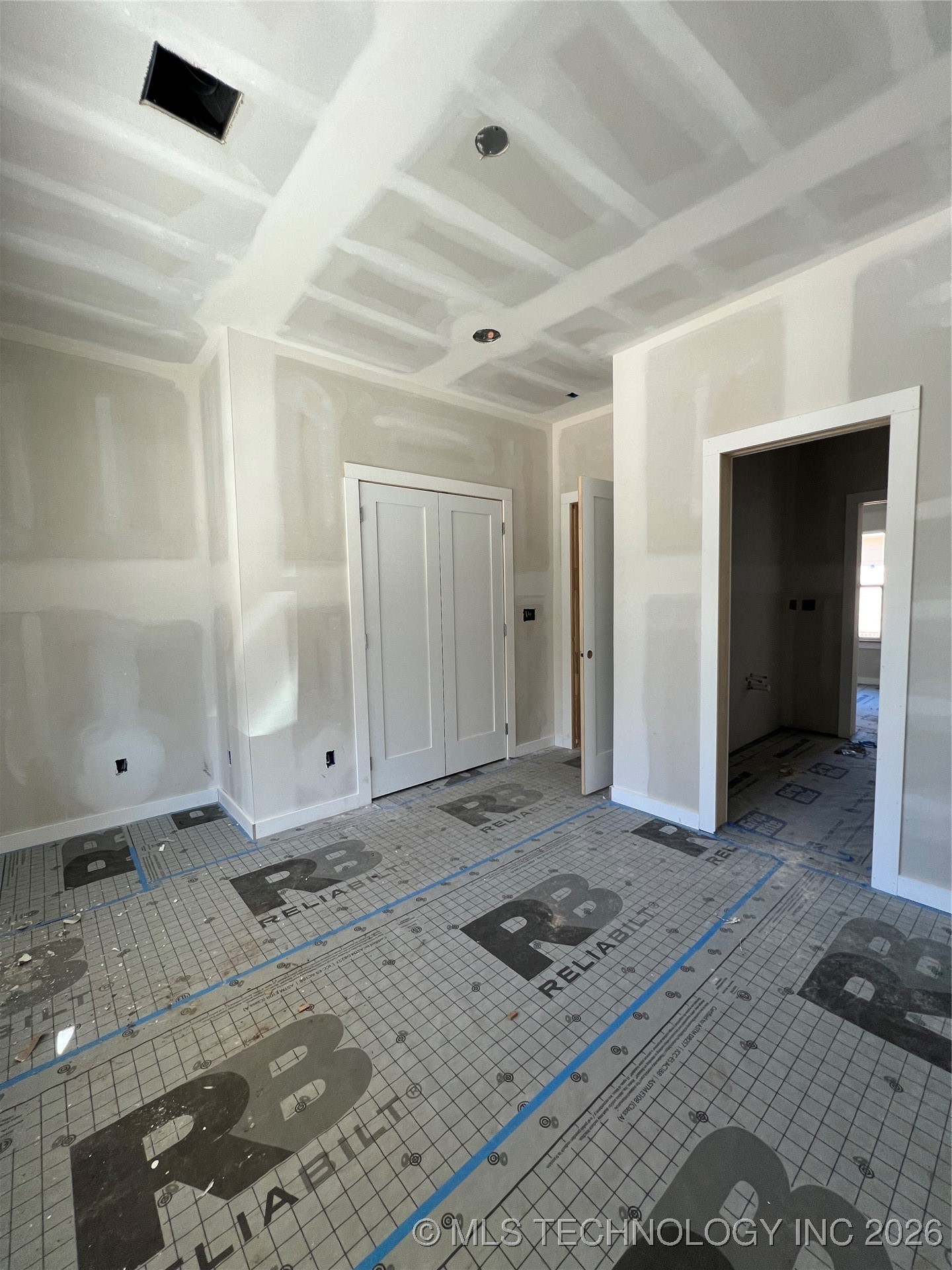 515 N Birch Avenue Property Photo 6