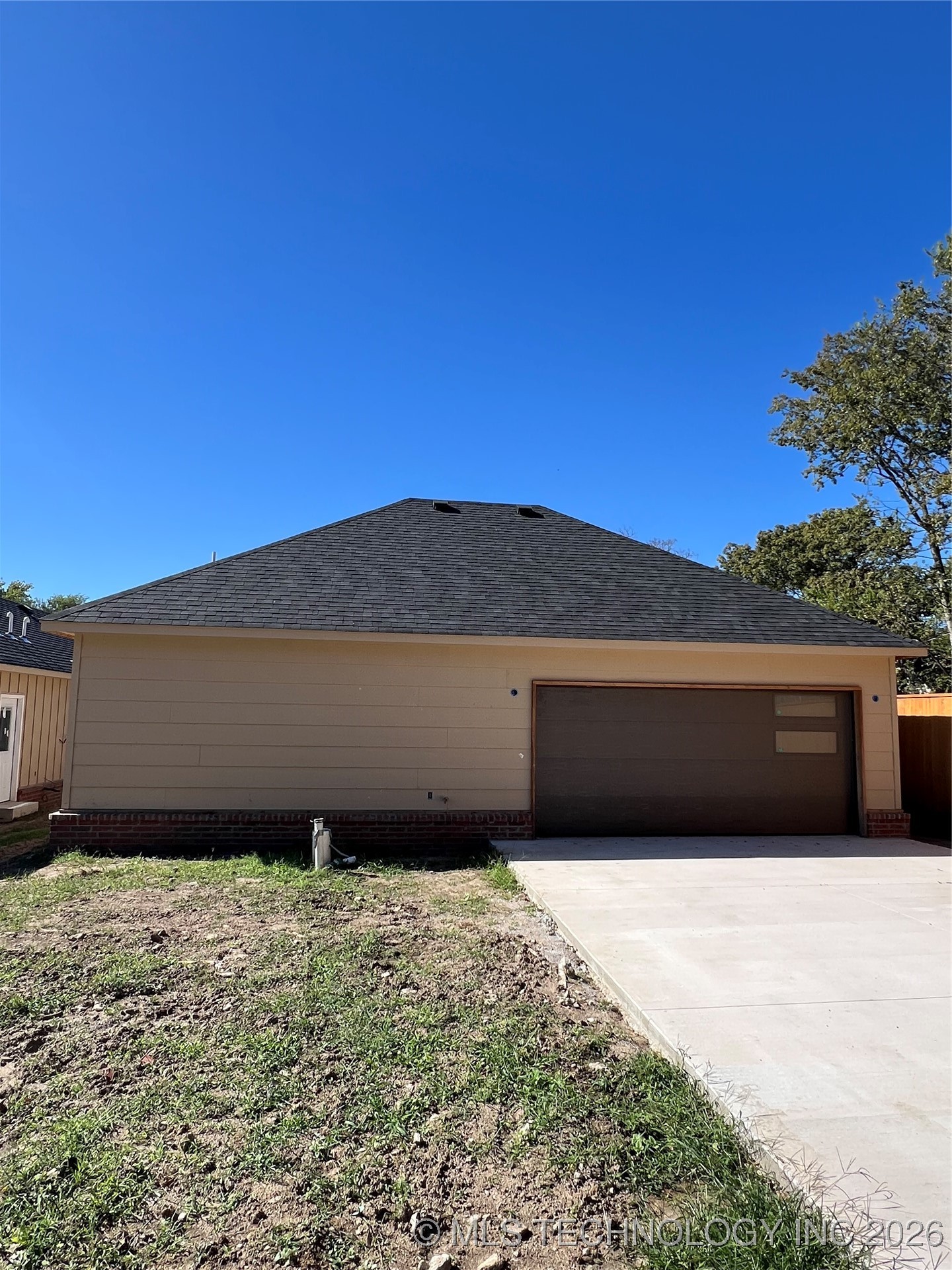 511 N Birch Avenue Property Photo 2